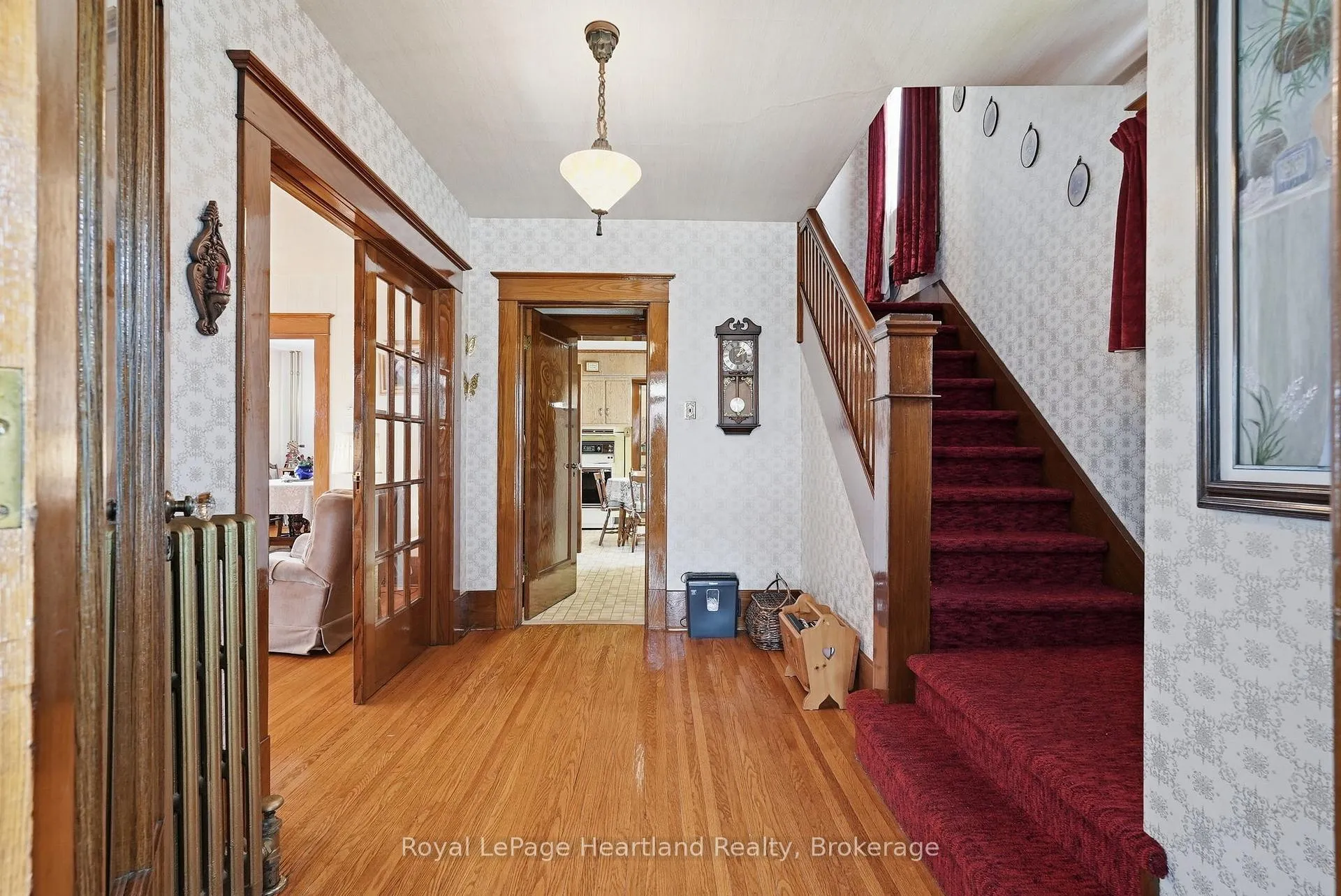 Photo 13 of 57 Elora Street N, Minto — HOMEH