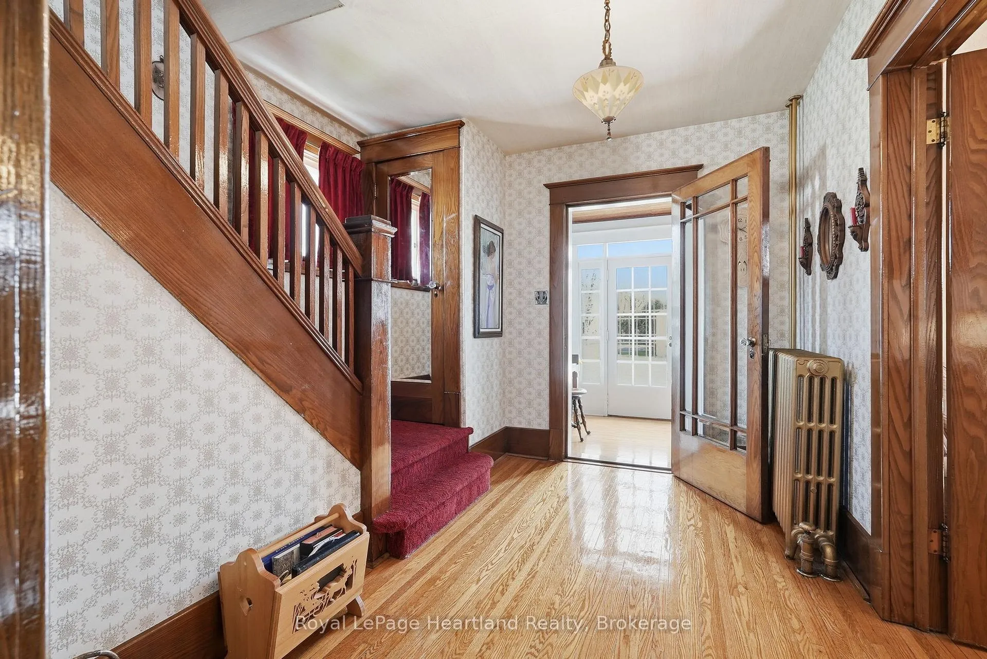 Photo 15 of 57 Elora Street N, Minto — HOMEH