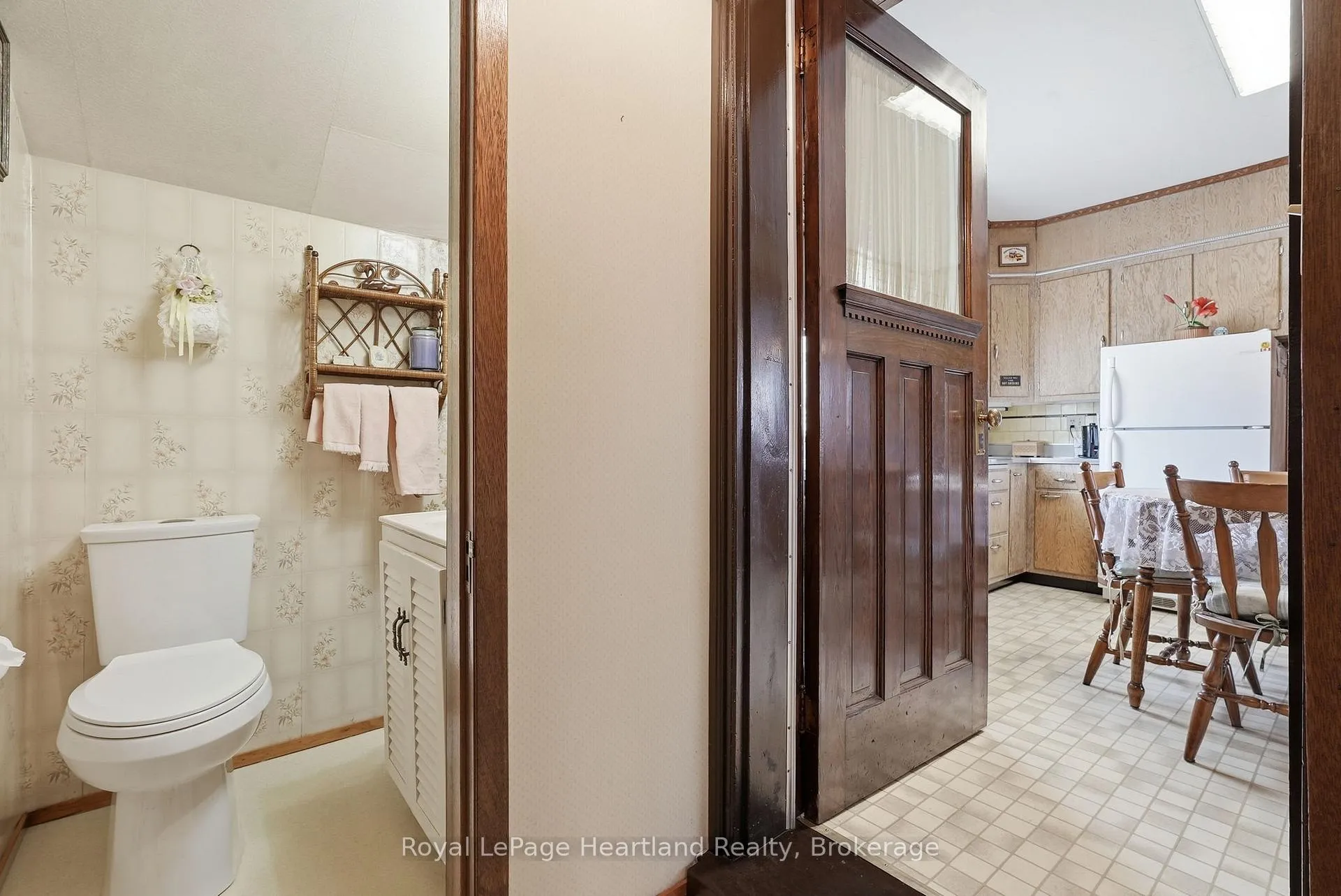 Photo 24 of 57 Elora Street N, Minto — HOMEH