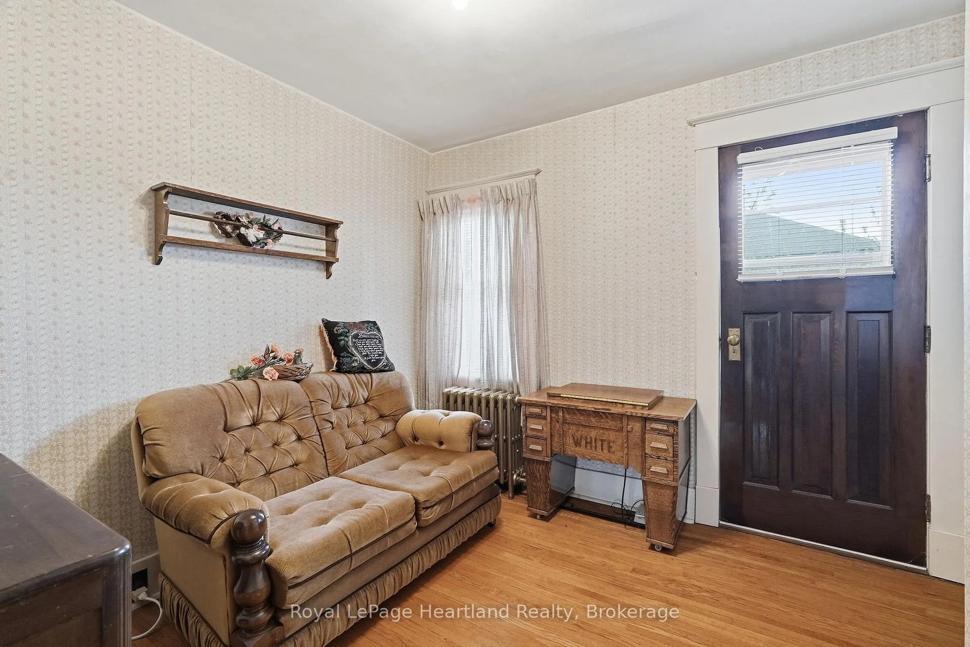 Photo 28 of 57 Elora Street N, Minto — HOMEH