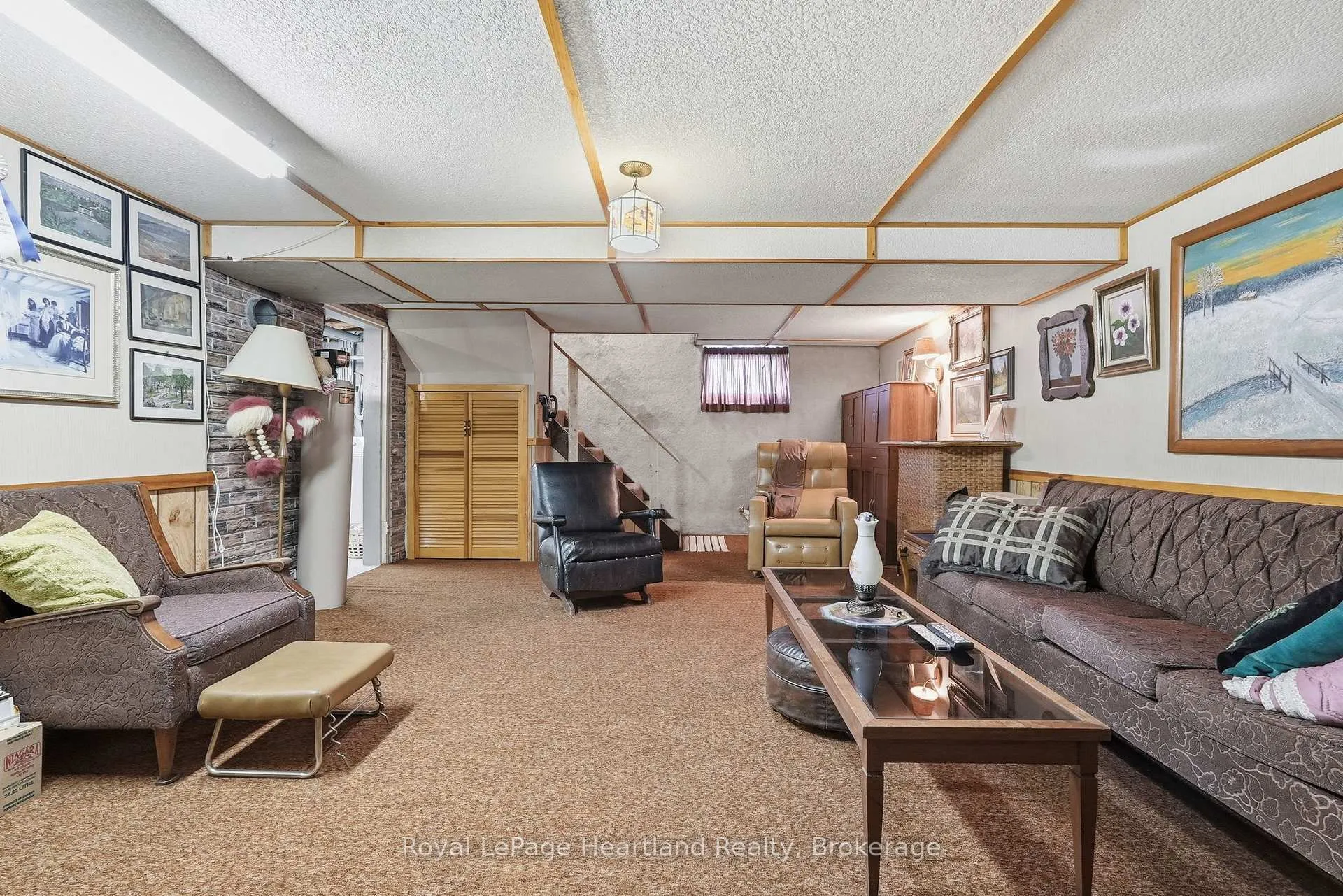 Photo 37 of 57 Elora Street N, Minto — HOMEH