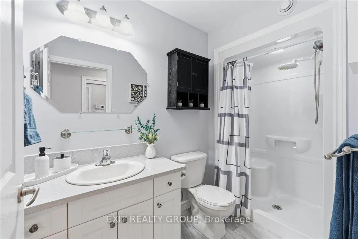 Photo 16 of 14 Stonegate Crescent, Quinte West, Frankford Ward — HOMEH