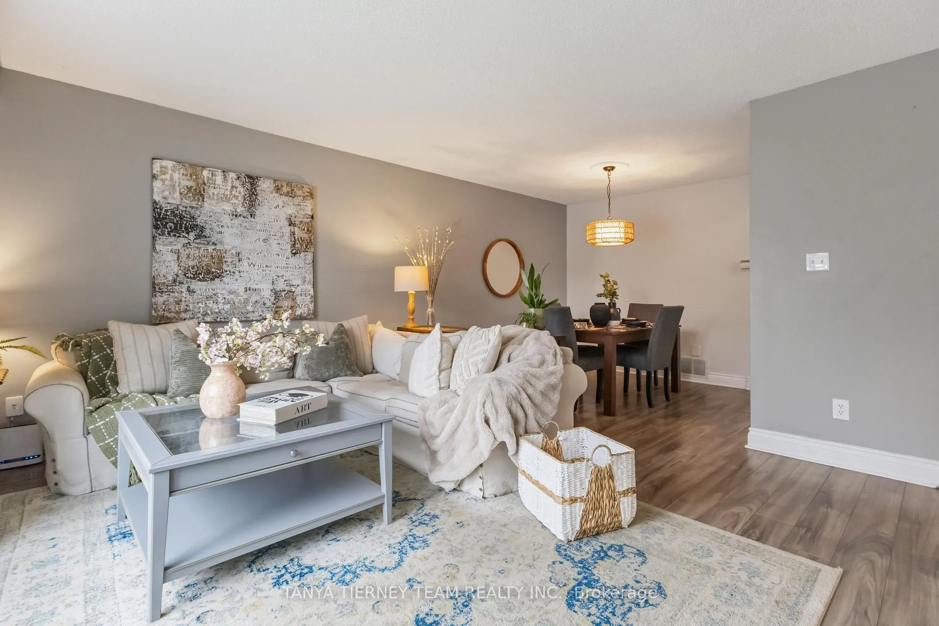 Photo 7 of 6 Gershwin Court, Whitby, Lynde Creek — HOMEH