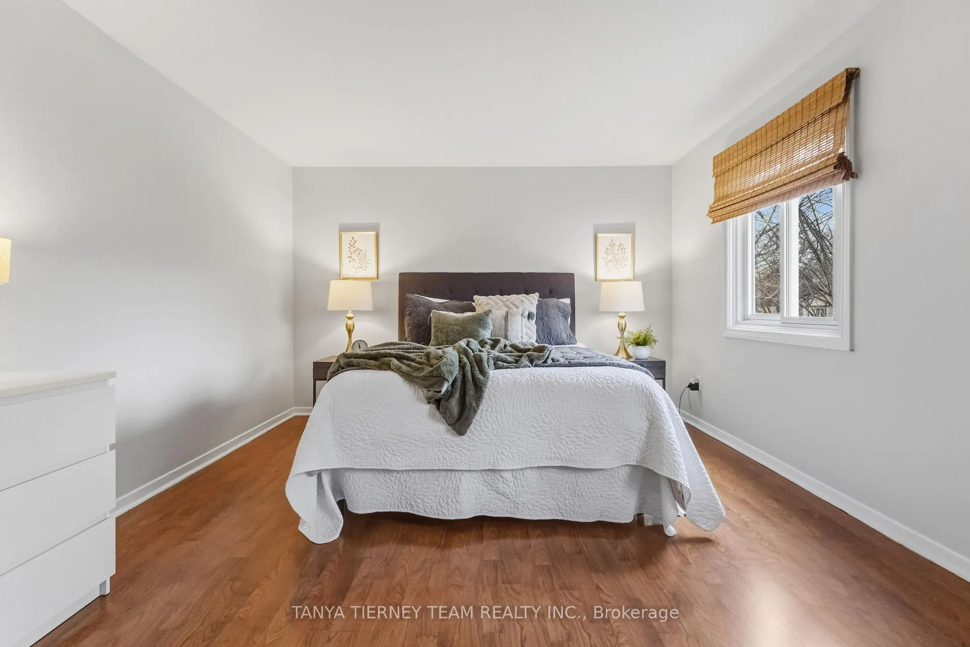 Photo 31 of 6 Gershwin Court, Whitby, Lynde Creek — HOMEH