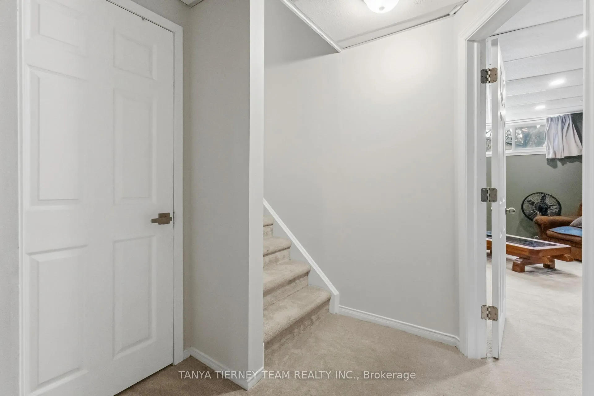 Photo 40 of 6 Gershwin Court, Whitby, Lynde Creek — HOMEH