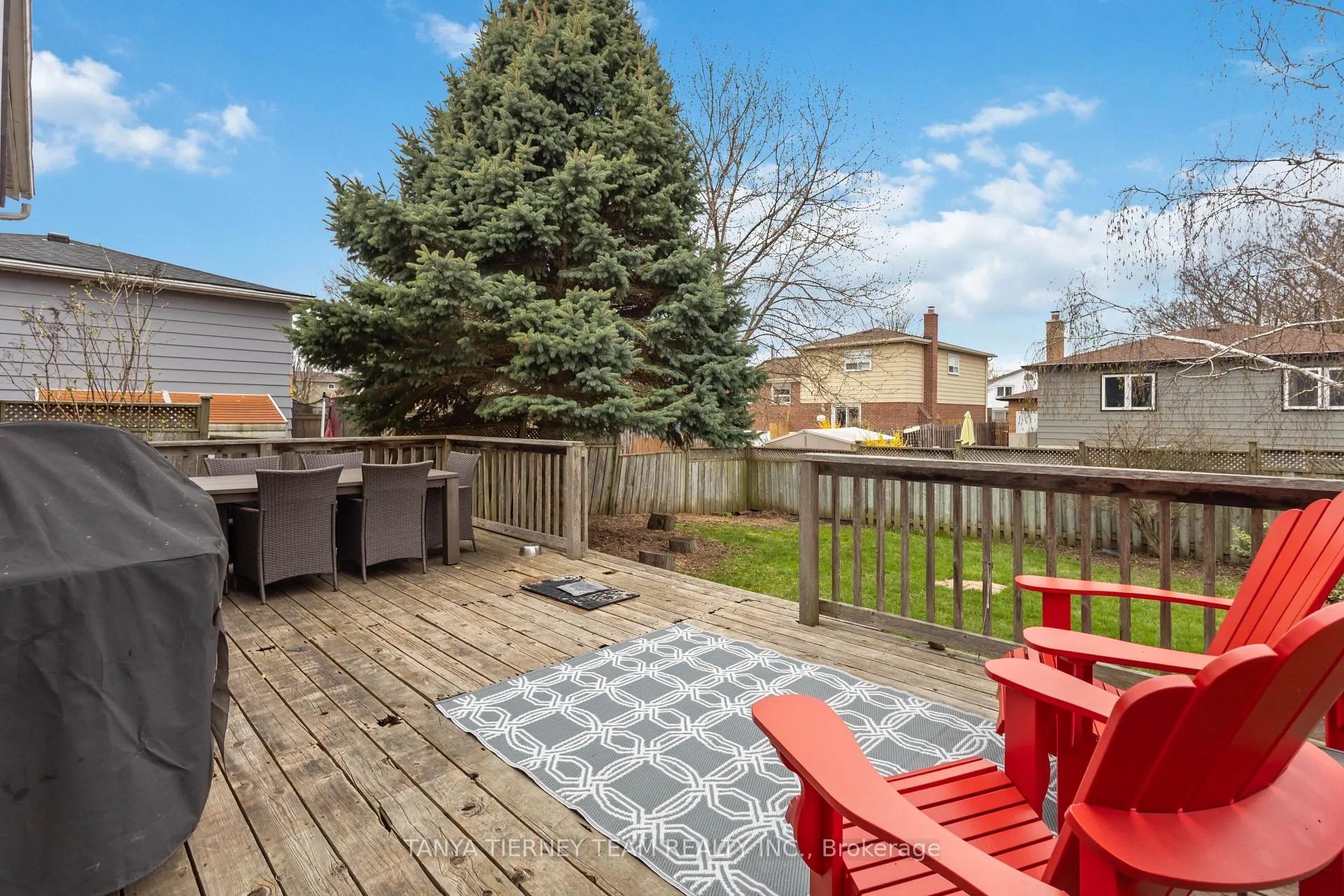 Photo 43 of 6 Gershwin Court, Whitby, Lynde Creek — HOMEH
