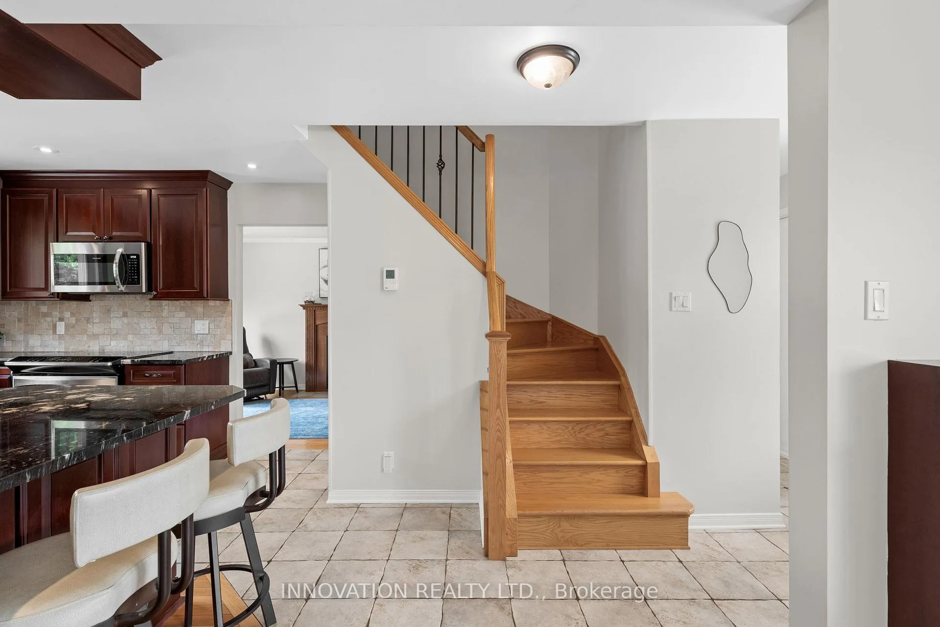 Photo 19 of 53 Equestrian Drive, Ottawa, Kanata - Bridlewood — HOMEH