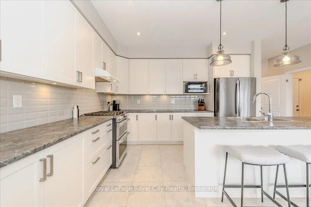Photo 11 of 262 Dolman Street, Woolwich — HOMEH