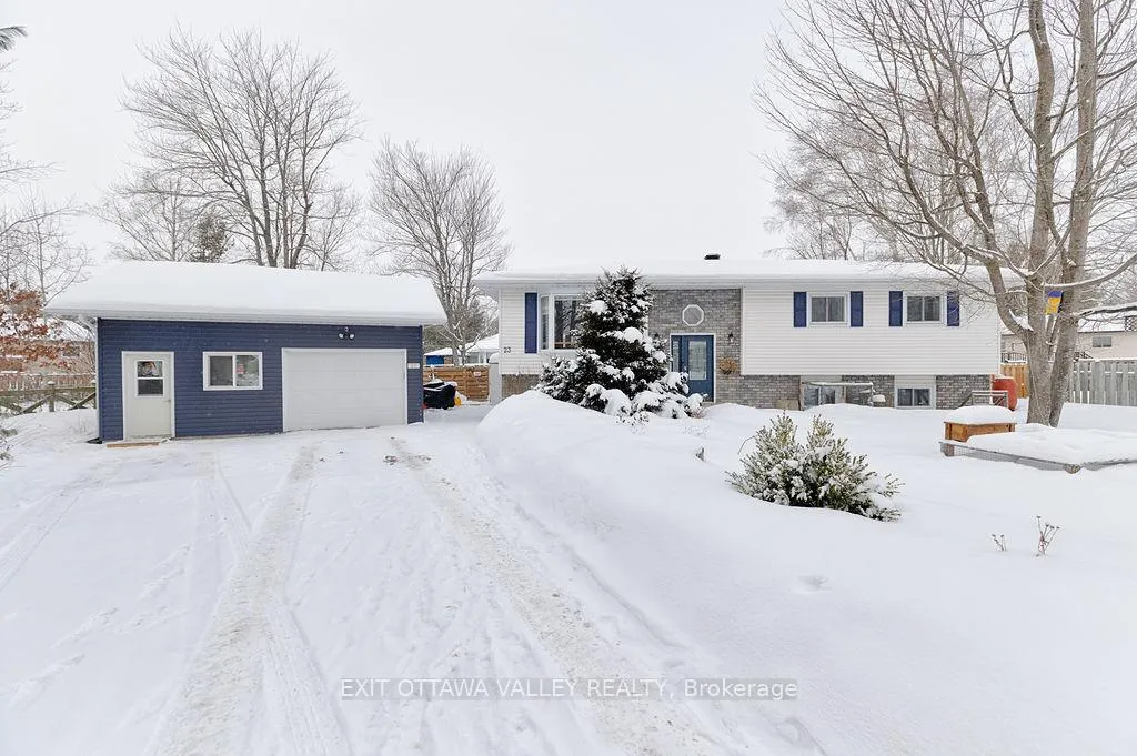 Photo 1 of 23 Lisa Crescent W, Petawawa — HOMEH