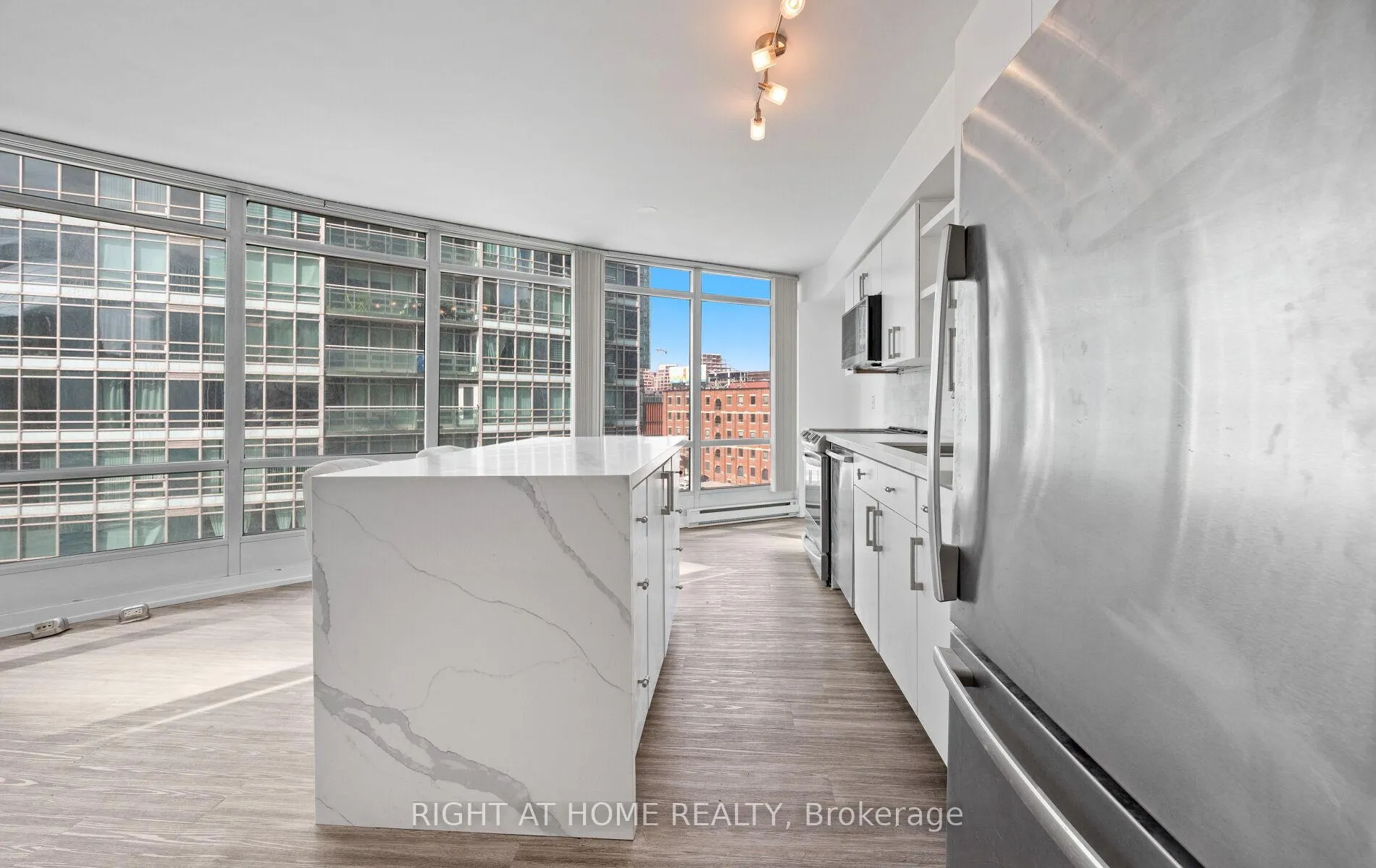 Photo 26 of Unit 803, 373 Front Street W, Toronto, Waterfront Communities — HOMEH