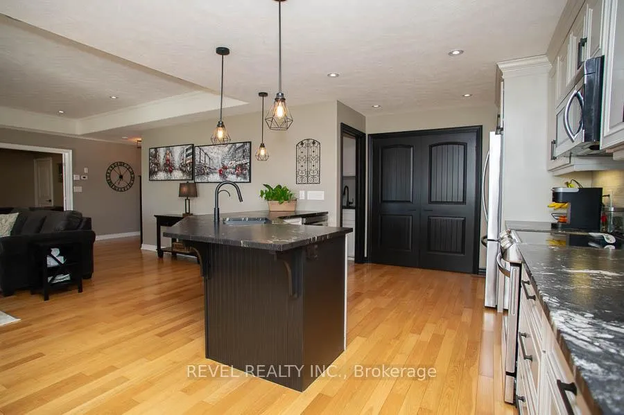 Photo 12 of 9 Davey Court, Haldimand — HOMEH