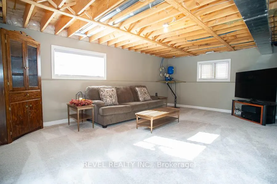 Photo 25 of 9 Davey Court, Haldimand — HOMEH
