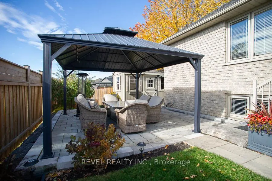 Photo 34 of 9 Davey Court, Haldimand — HOMEH
