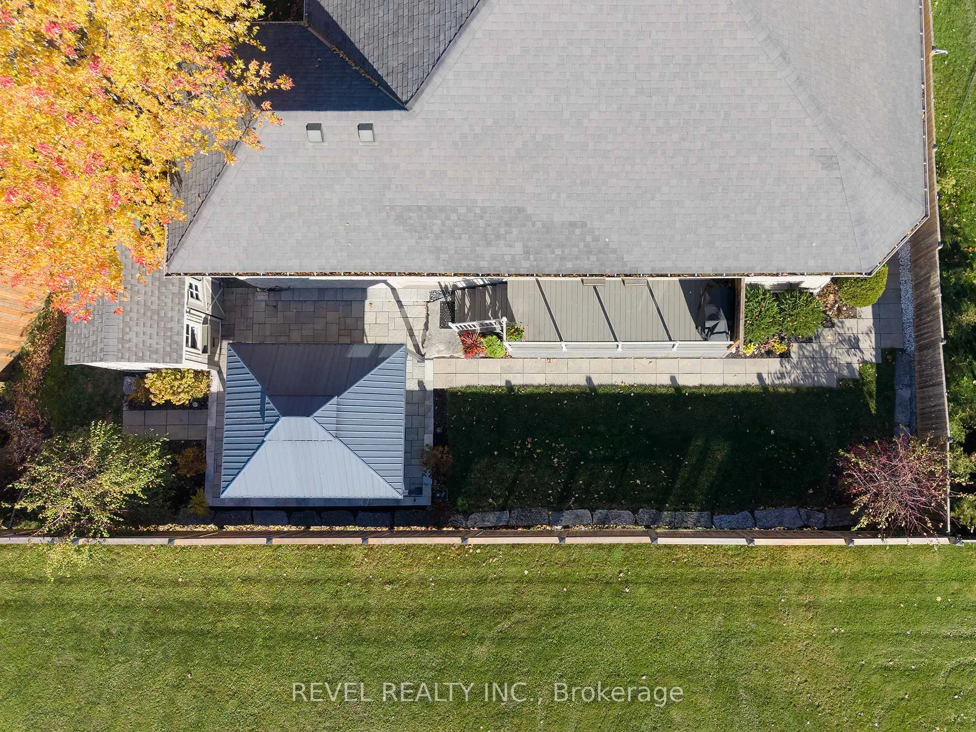 Photo 41 of 9 Davey Court, Haldimand — HOMEH