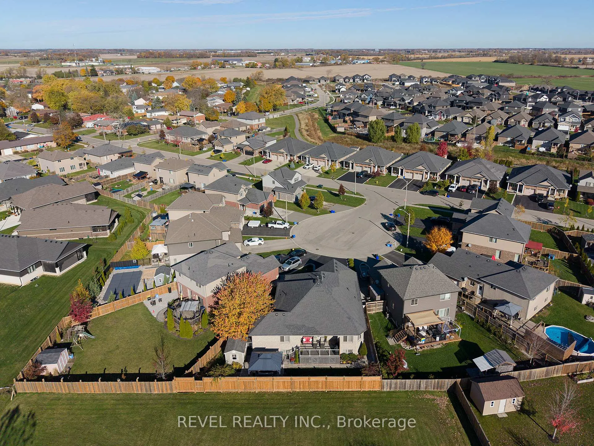 Photo 43 of 9 Davey Court, Haldimand — HOMEH