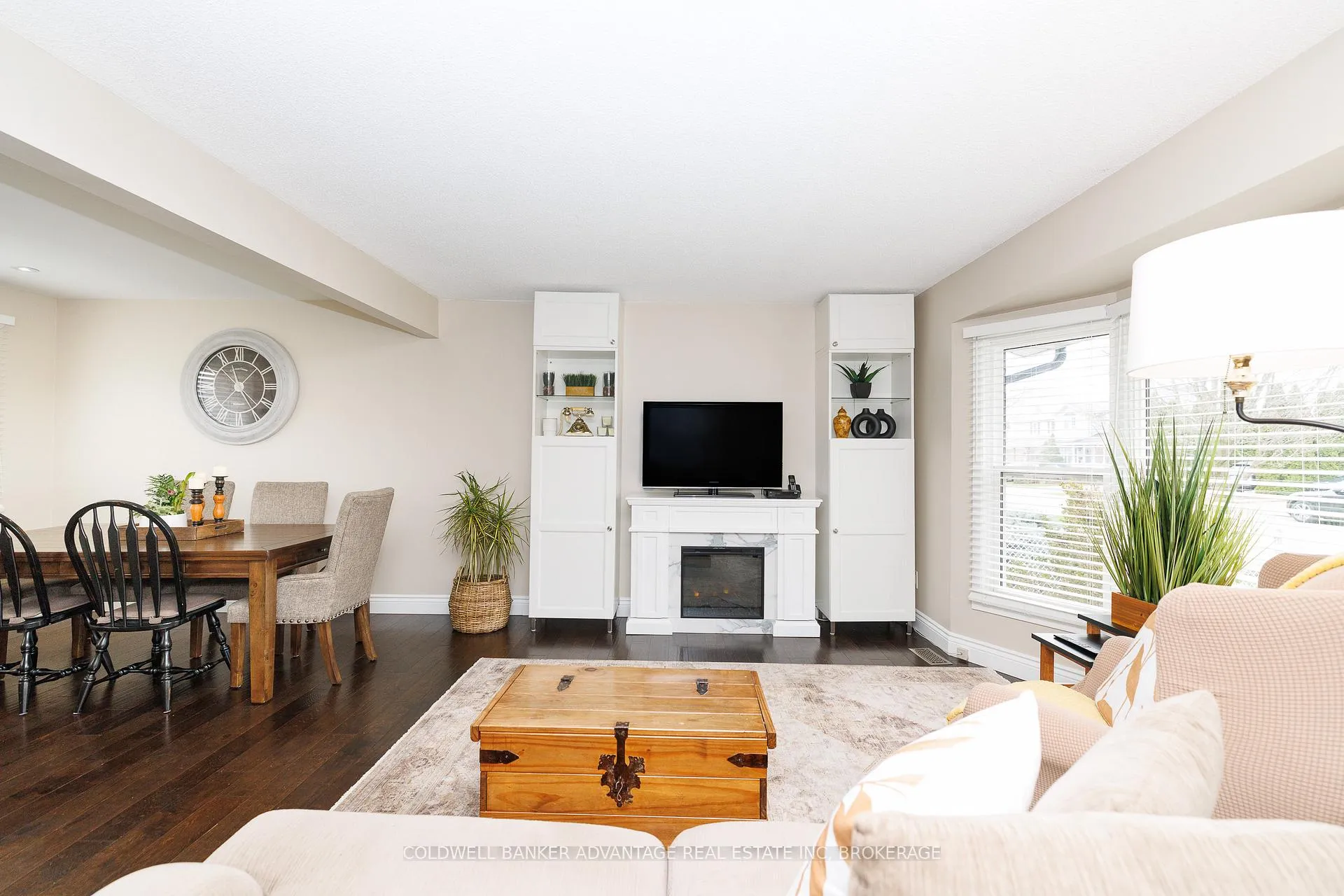Photo 5 of 3 Northglen Avenue, St. Catharines, Port Weller — HOMEH