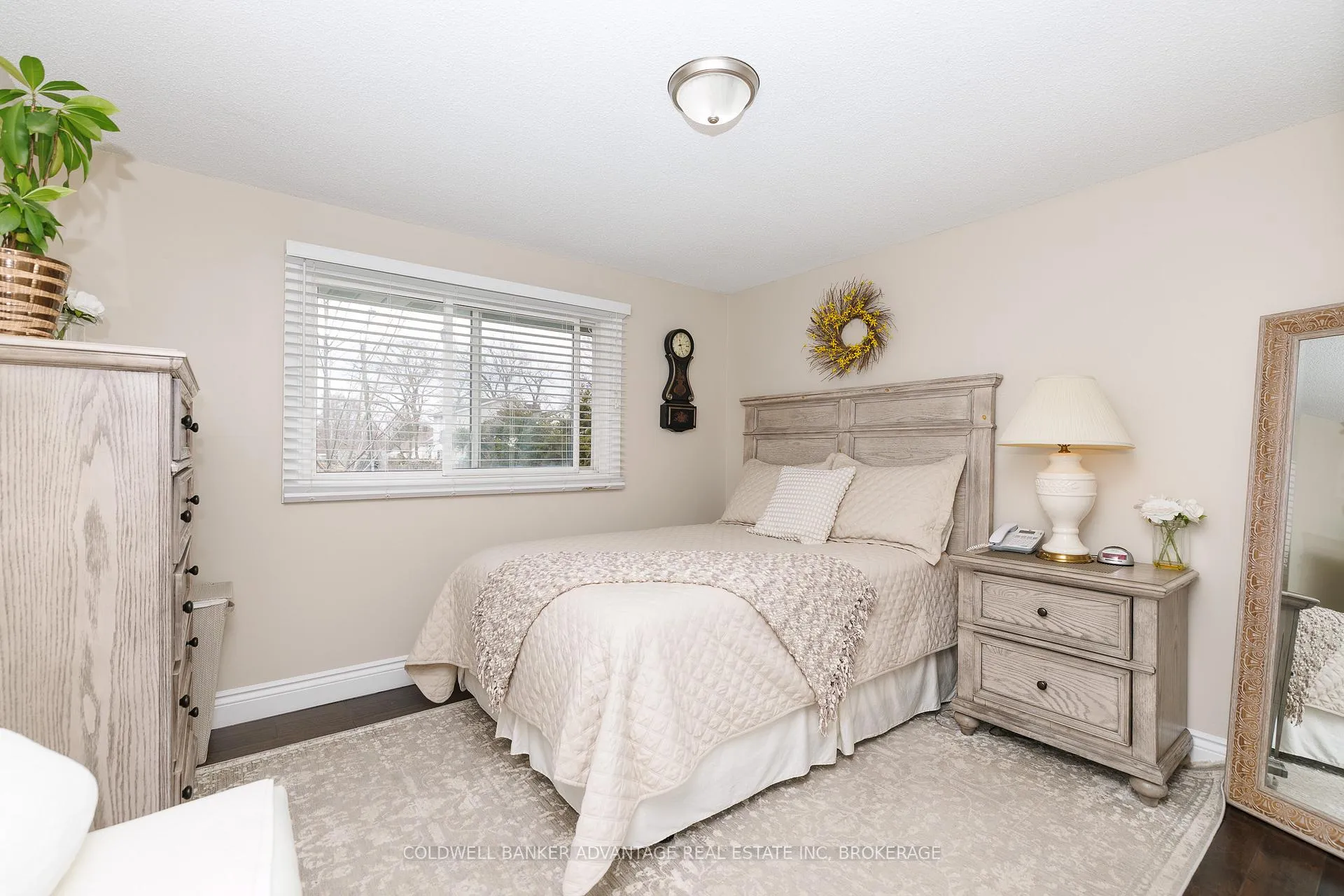 Photo 13 of 3 Northglen Avenue, St. Catharines, Port Weller — HOMEH