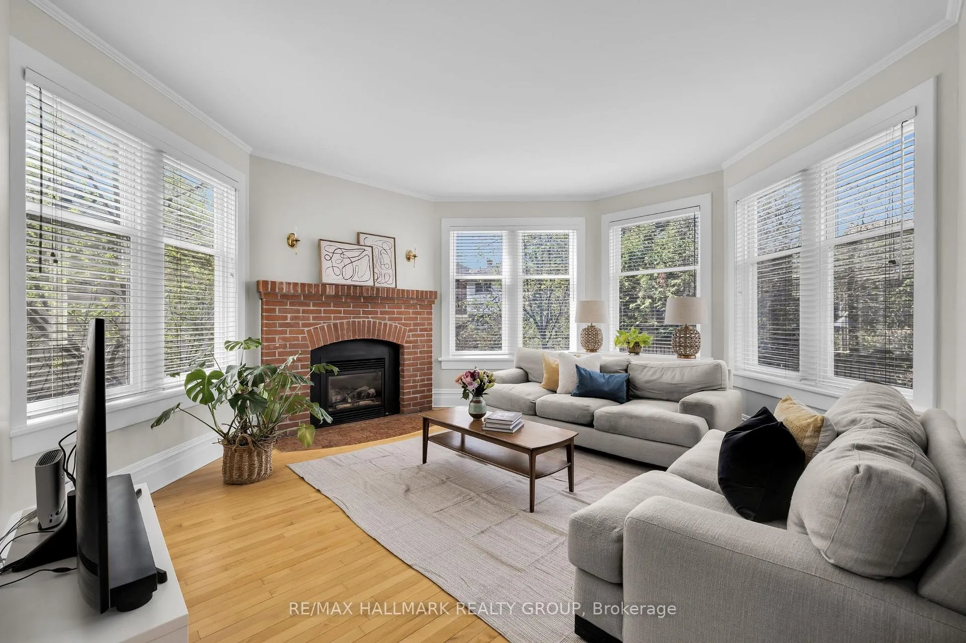 Photo 15 of 474 Brierwood Avenue, Ottawa, McKellar/Highland — HOMEH