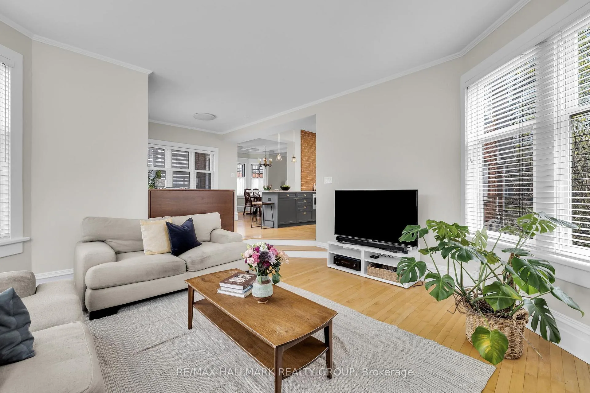 Photo 16 of 474 Brierwood Avenue, Ottawa, McKellar/Highland — HOMEH