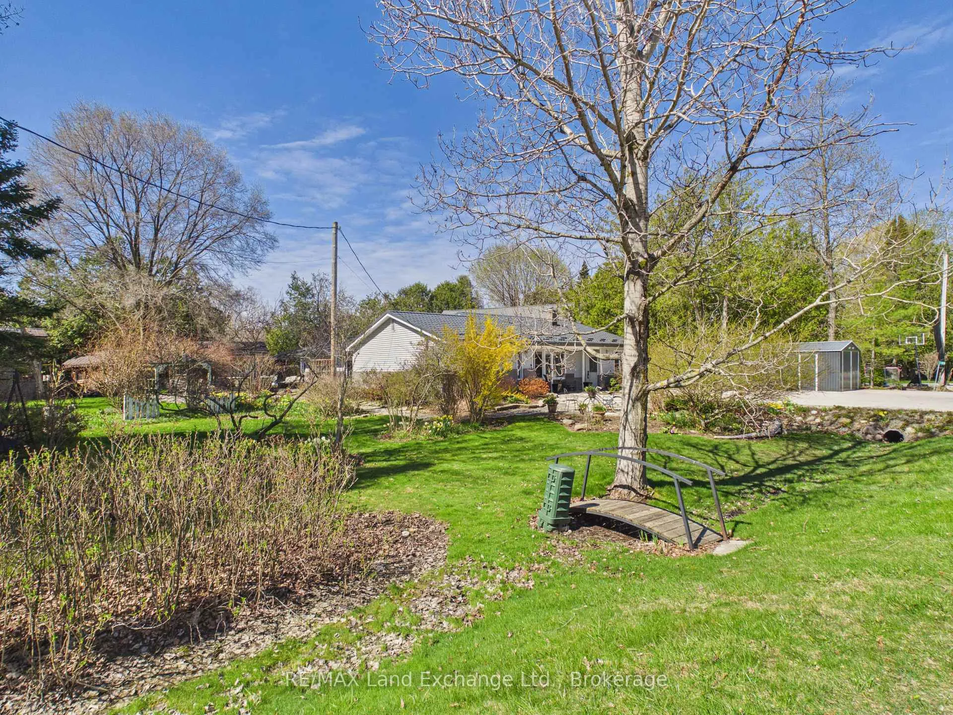 Photo 3 of 15 North Cedar Lane, Kincardine — HOMEH