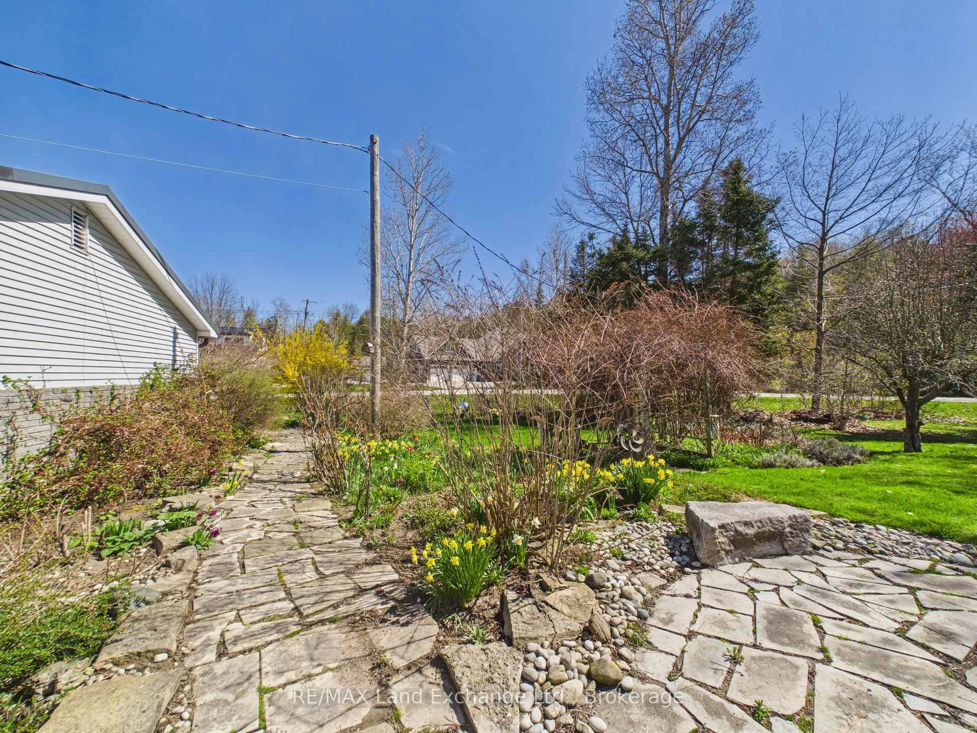 Photo 10 of 15 North Cedar Lane, Kincardine — HOMEH
