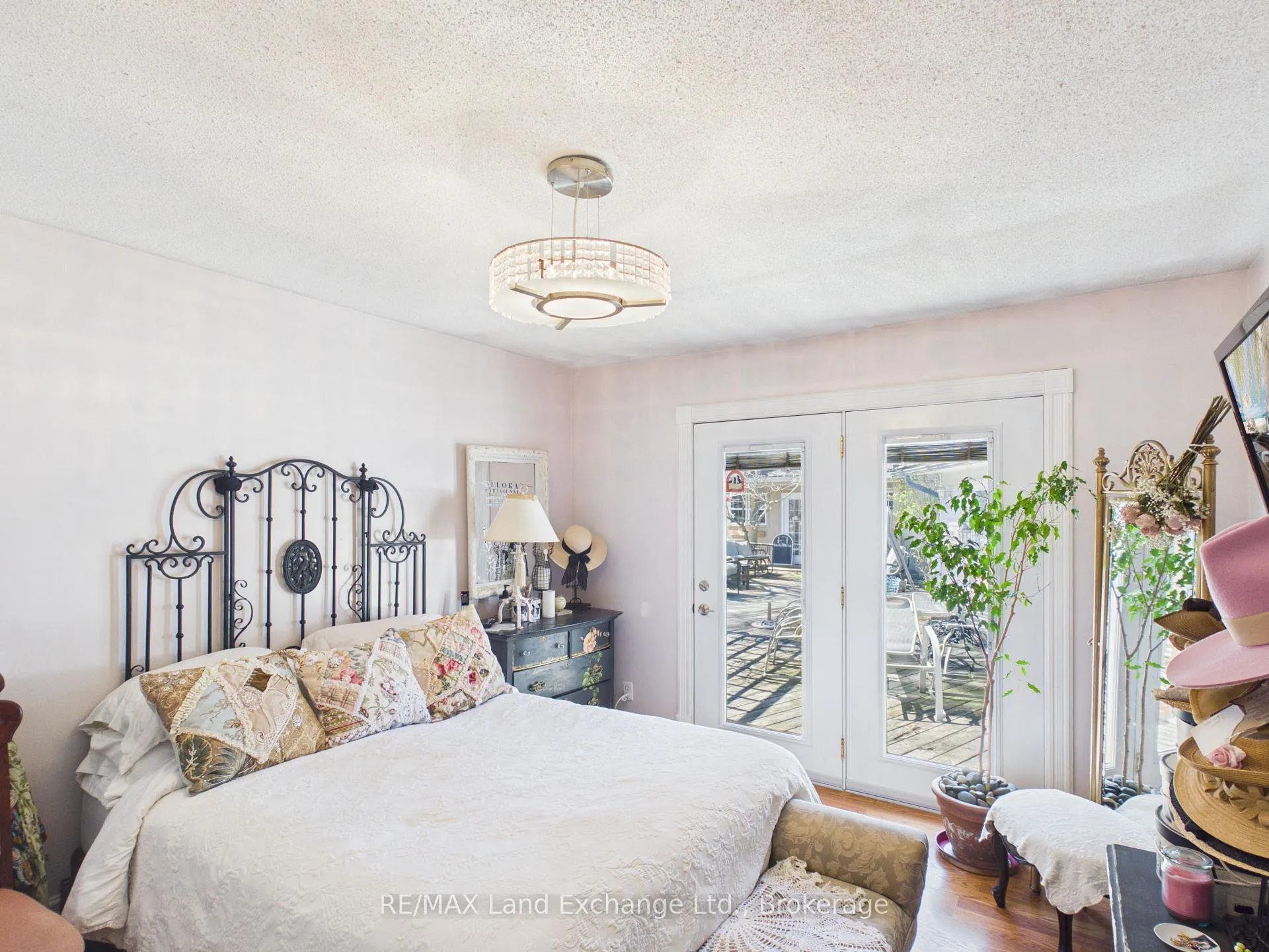 Photo 21 of 15 North Cedar Lane, Kincardine — HOMEH