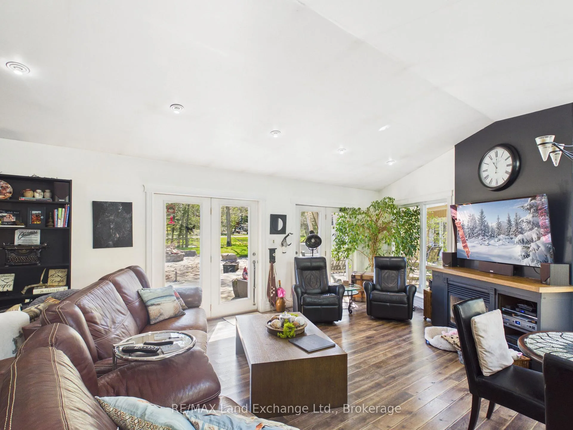 Photo 26 of 15 North Cedar Lane, Kincardine — HOMEH
