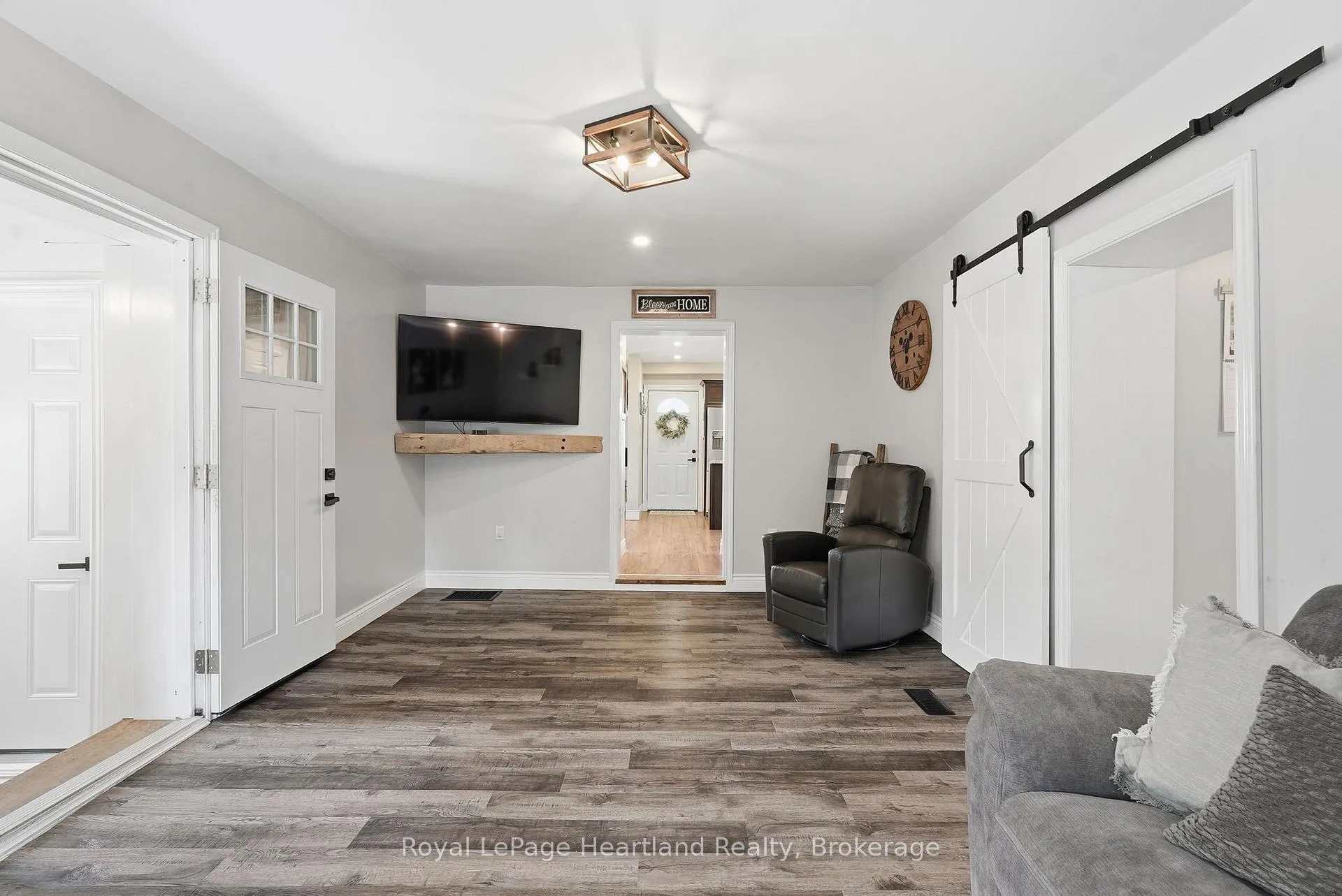 Photo 16 of 3026 Station Road, Howick — HOMEH