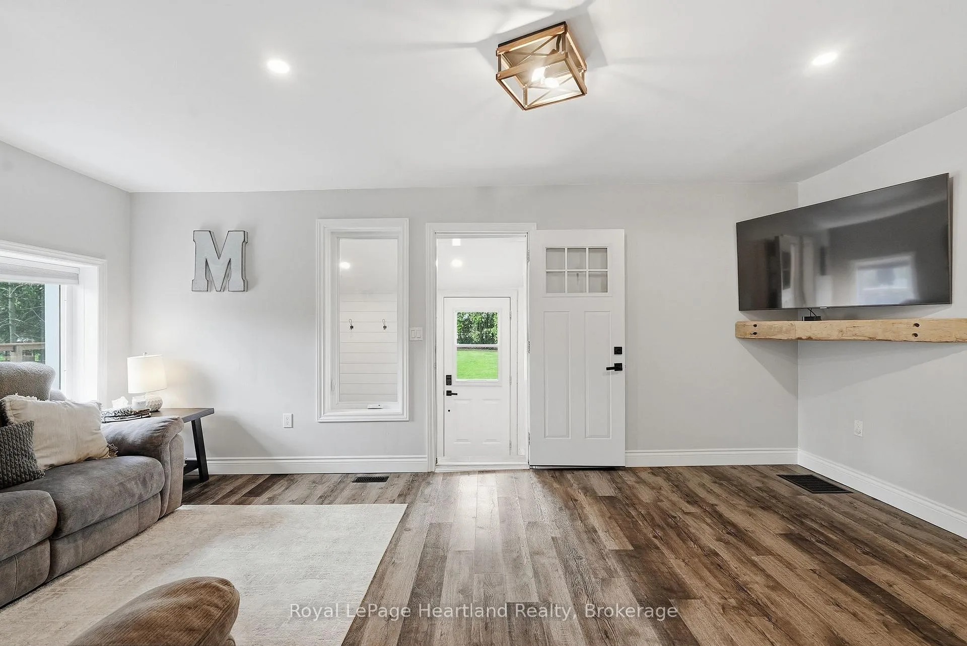 Photo 17 of 3026 Station Road, Howick — HOMEH