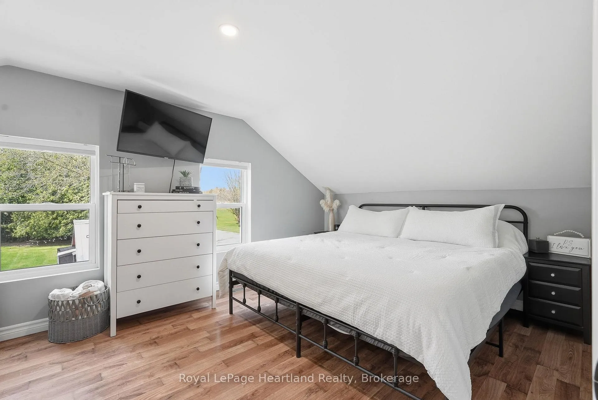 Photo 27 of 3026 Station Road, Howick — HOMEH