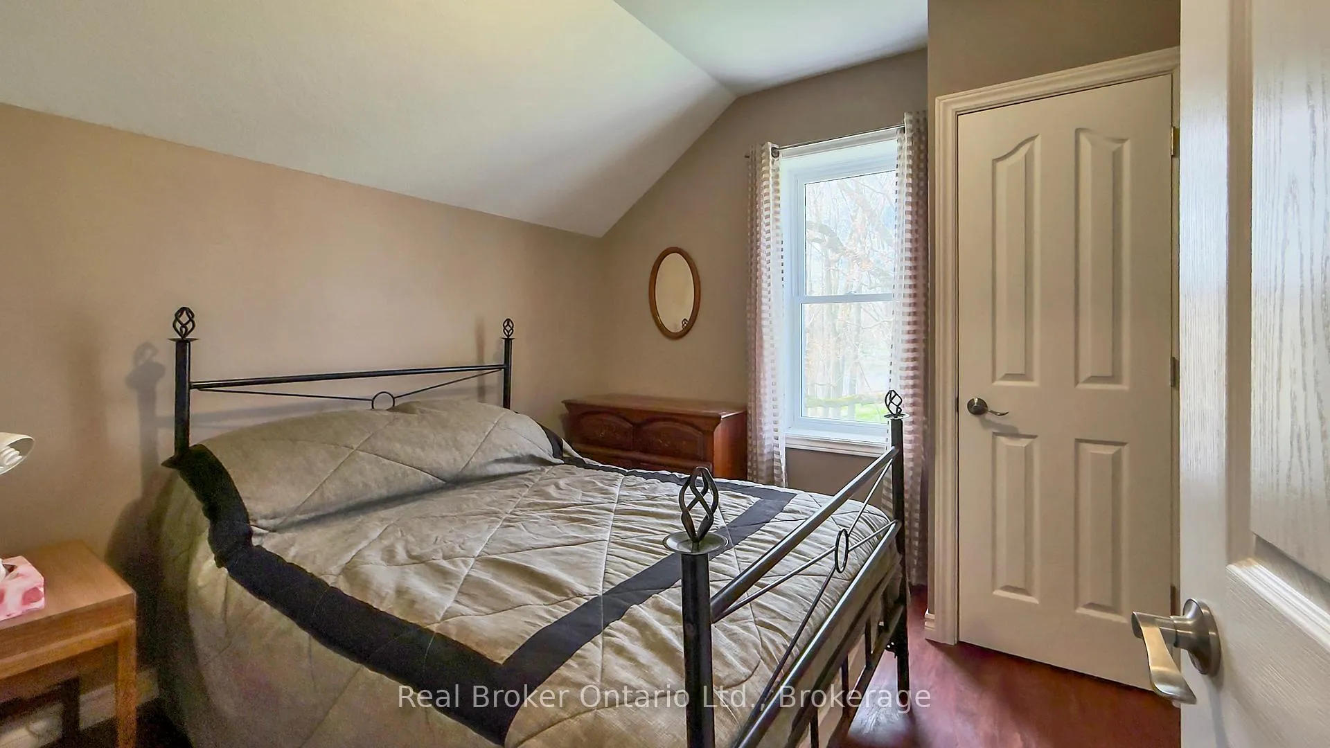 Photo 26 of 485 Chepstow Road, Brockton — HOMEH
