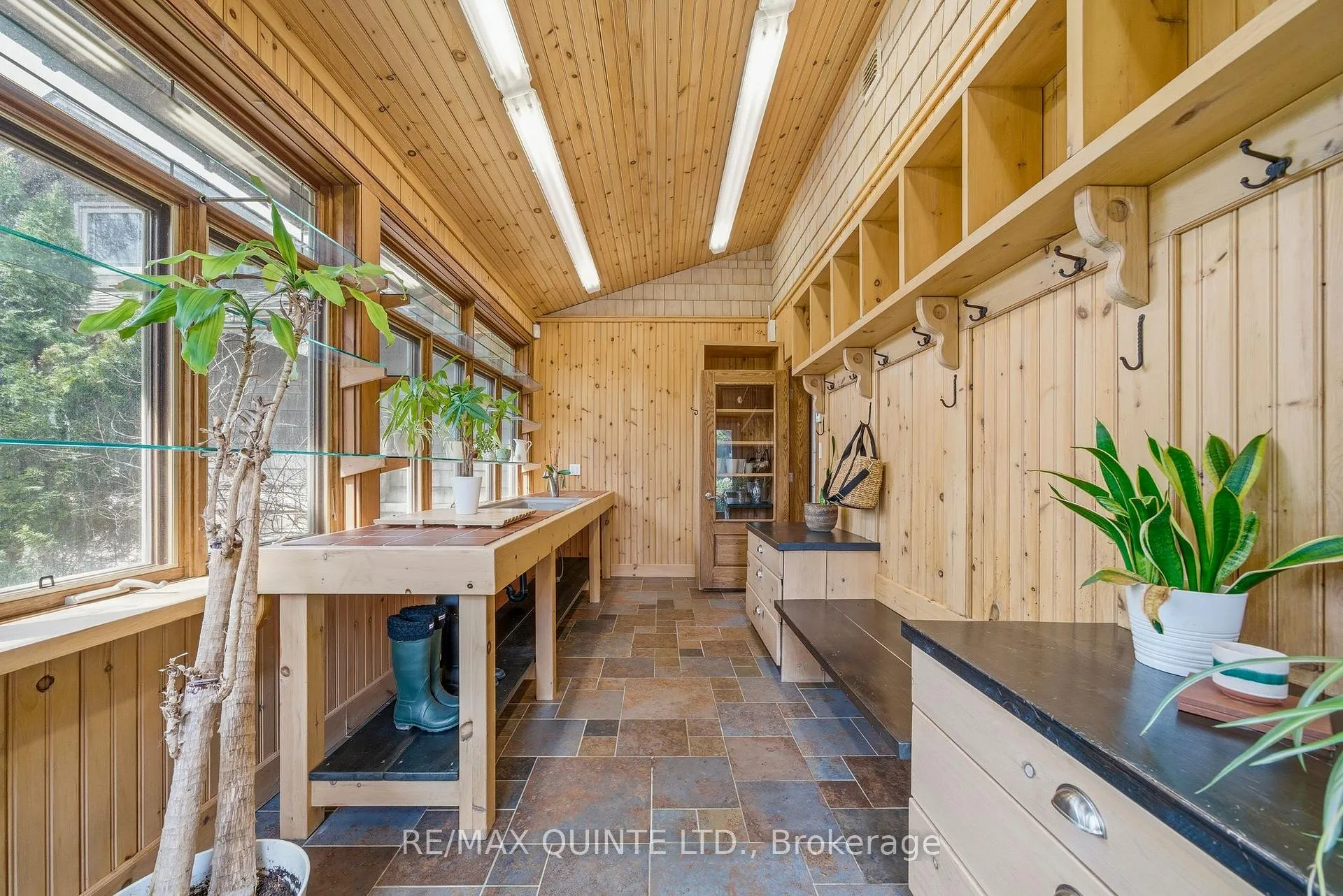 Photo 14 of 18 Loop Lane, Prince Edward County, Hallowell Ward — HOMEH