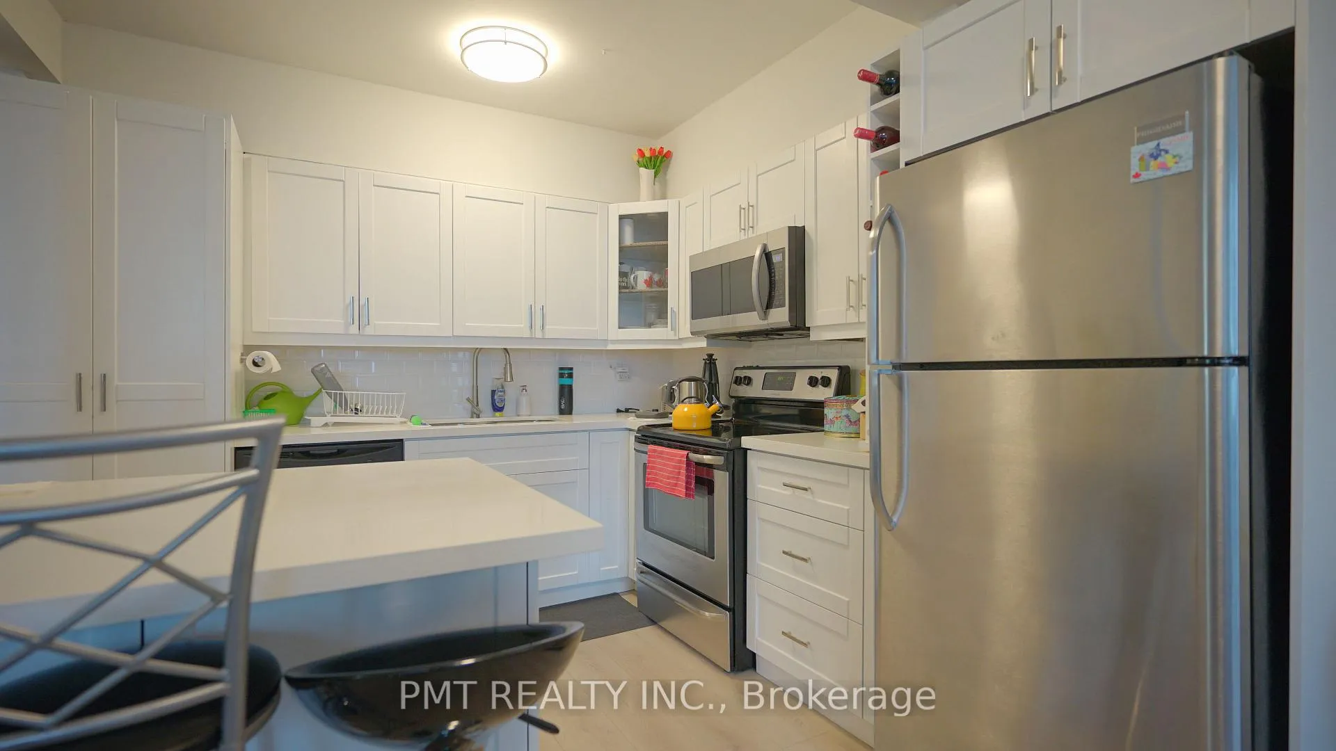 Photo 9 of Unit 1430, 33 Harbour Square, Toronto, Waterfront Communities — HOMEH