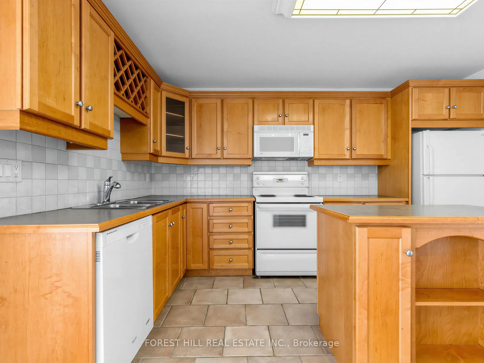 Photo 10 of Unit 2313, 633 Bay Street, Toronto, Bay Street Corridor — HOMEH