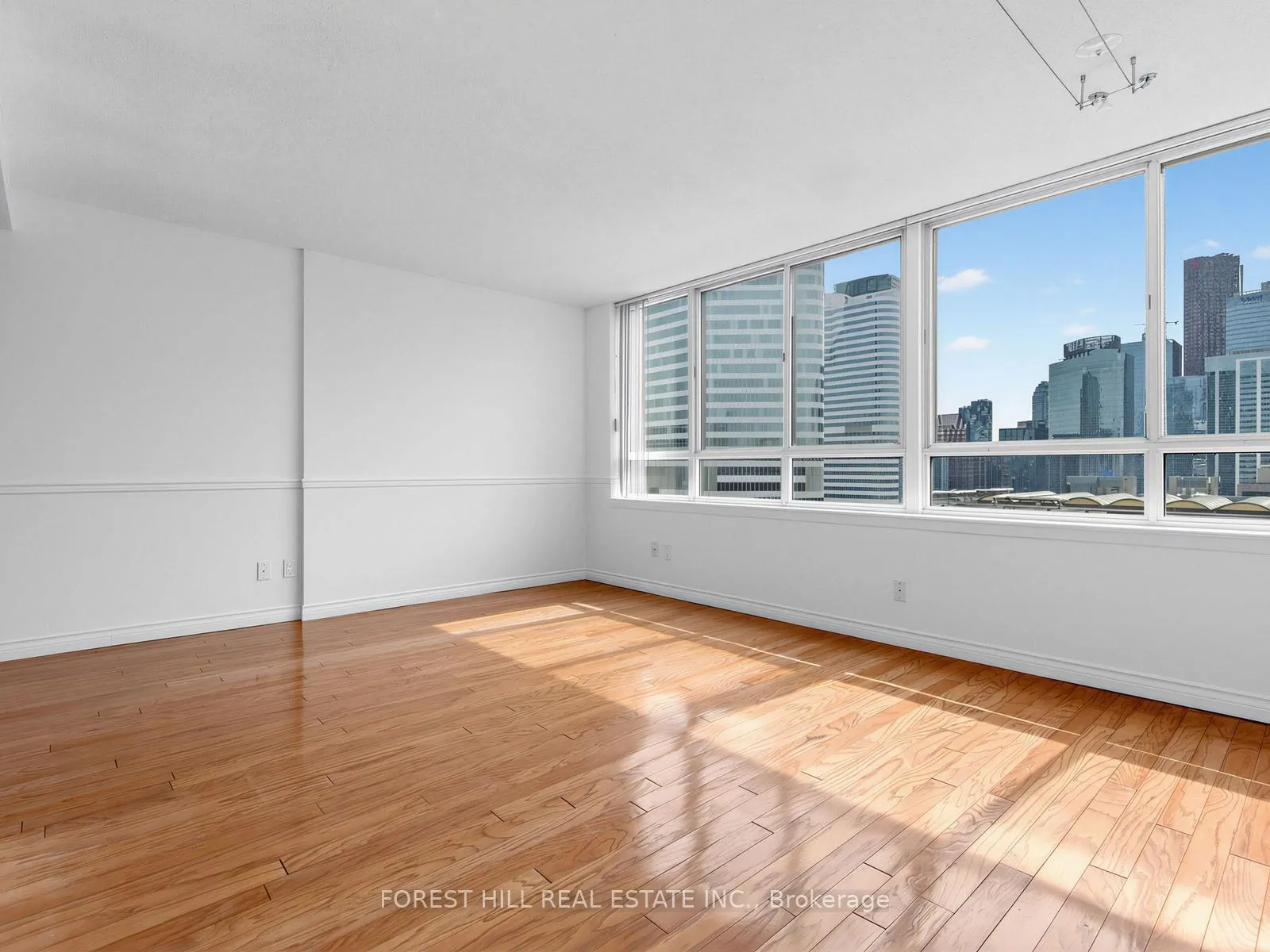 Photo 15 of Unit 2313, 633 Bay Street, Toronto, Bay Street Corridor — HOMEH