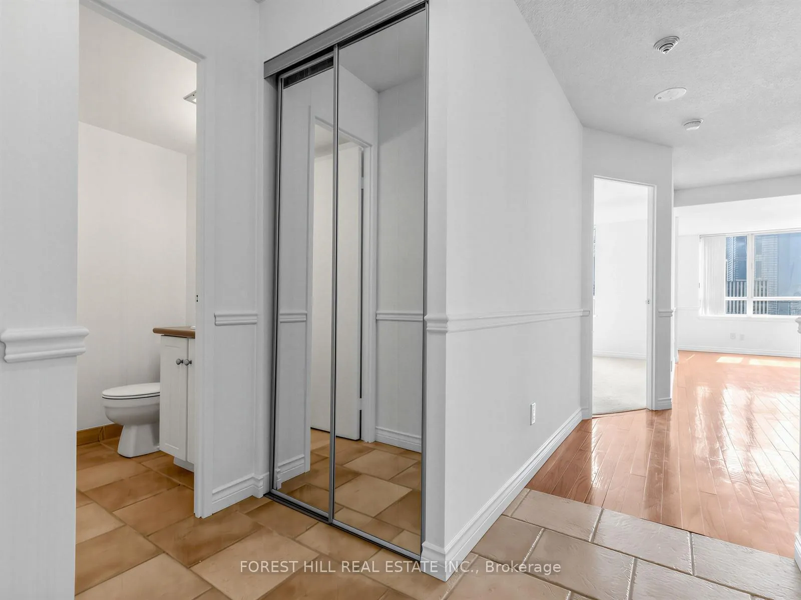 Photo 27 of Unit 2313, 633 Bay Street, Toronto, Bay Street Corridor — HOMEH