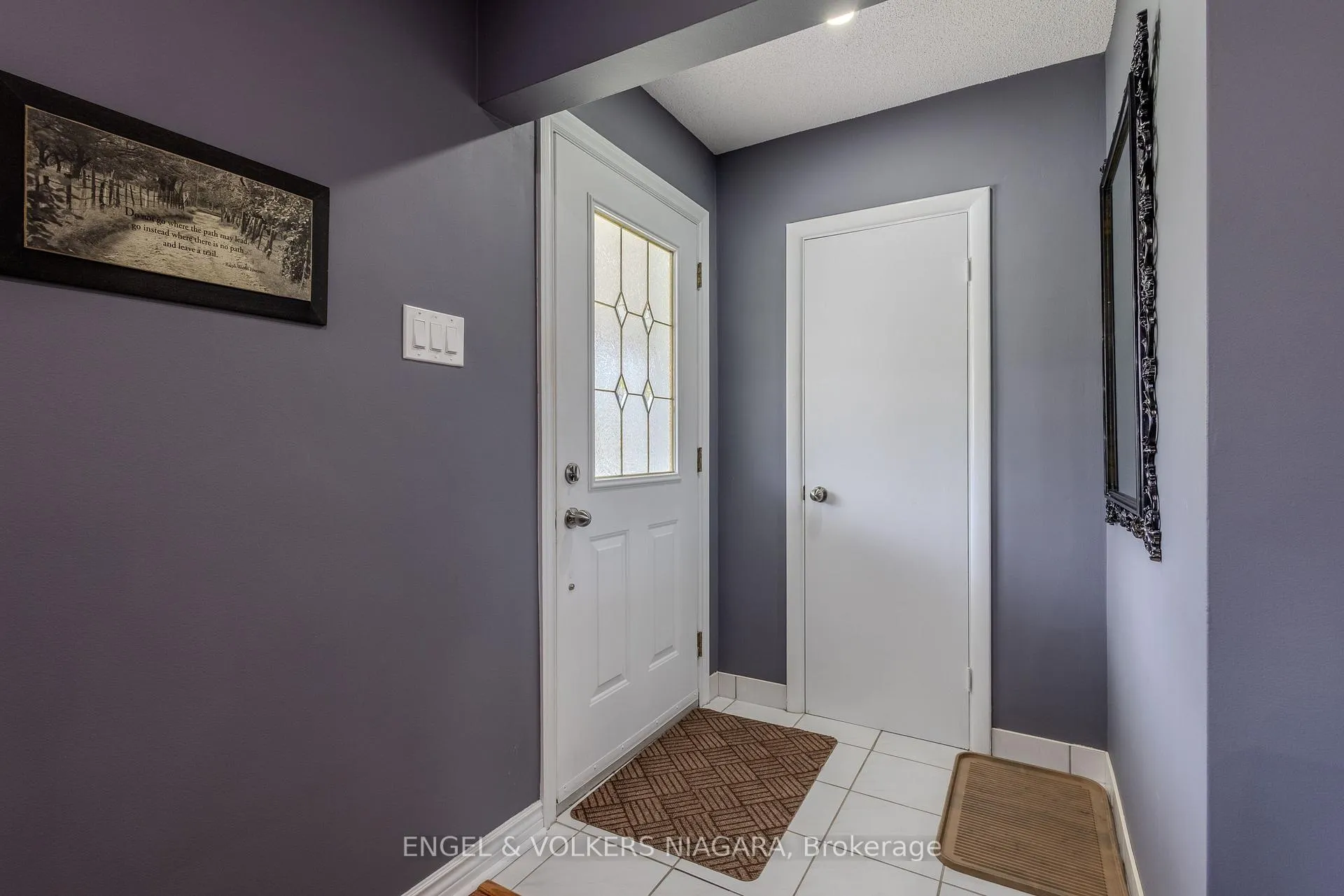 Photo 11 of 3560 Rapidsview Drive, Niagara Falls, Chippawa — HOMEH