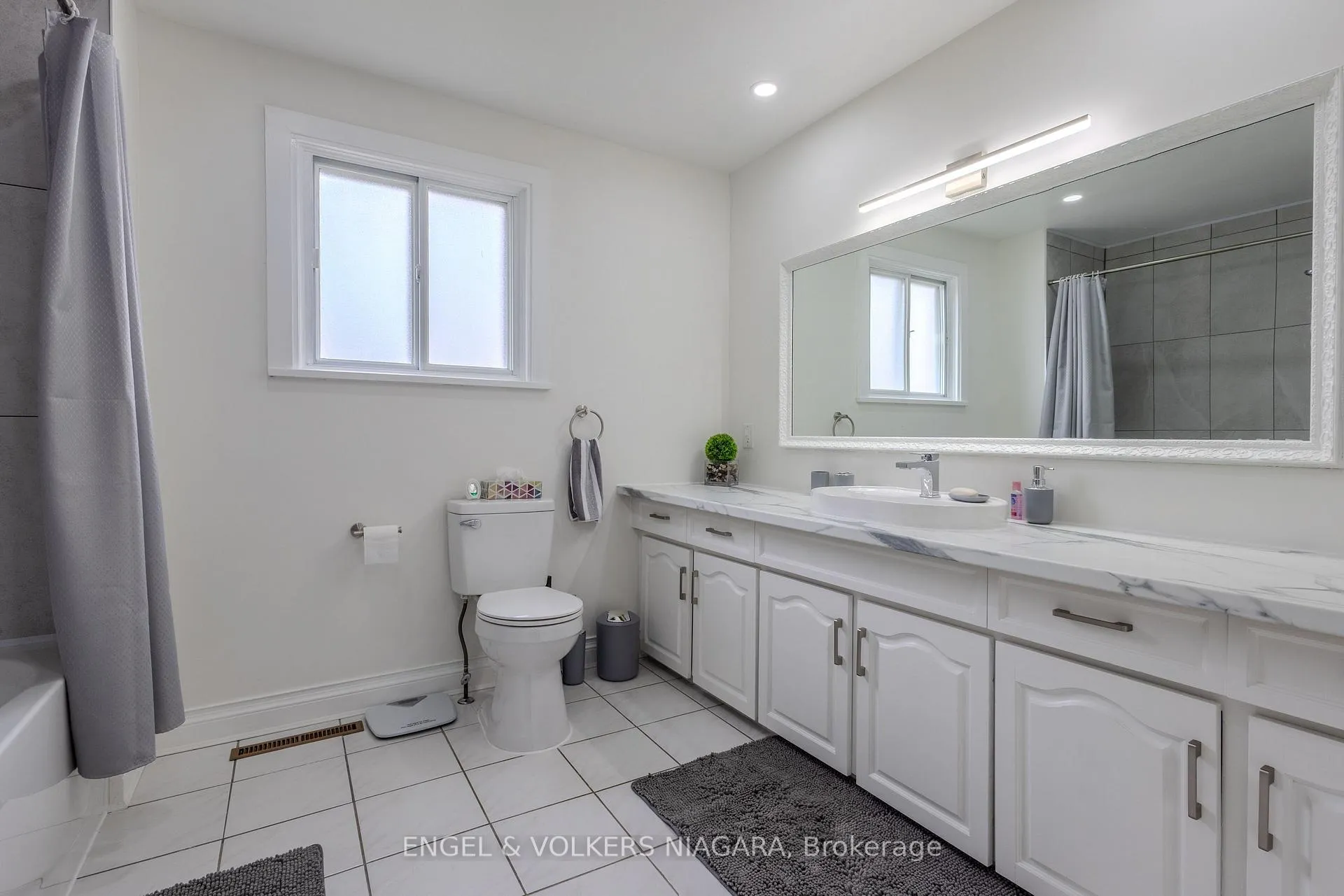Photo 23 of 3560 Rapidsview Drive, Niagara Falls, Chippawa — HOMEH
