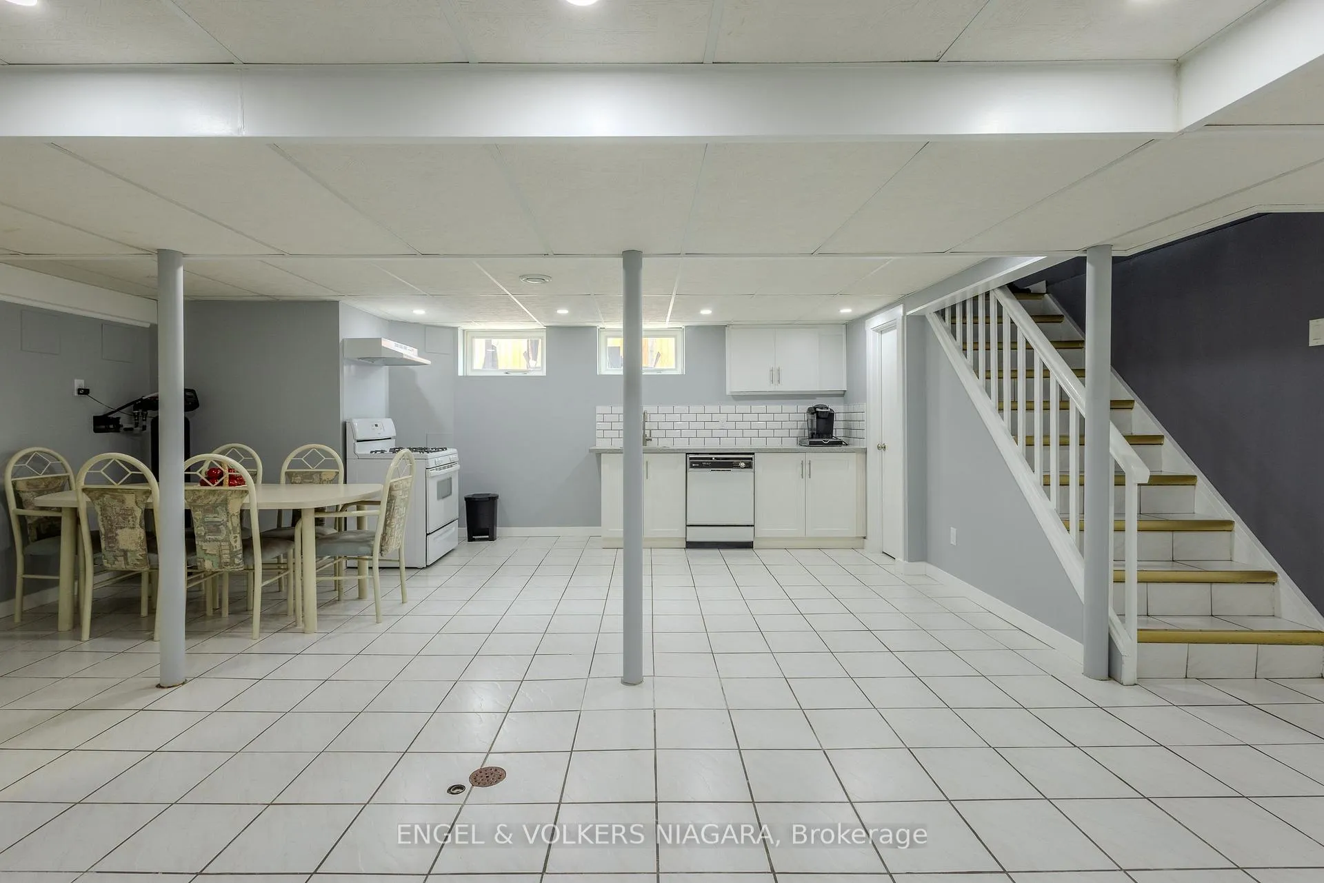 Photo 31 of 3560 Rapidsview Drive, Niagara Falls, Chippawa — HOMEH