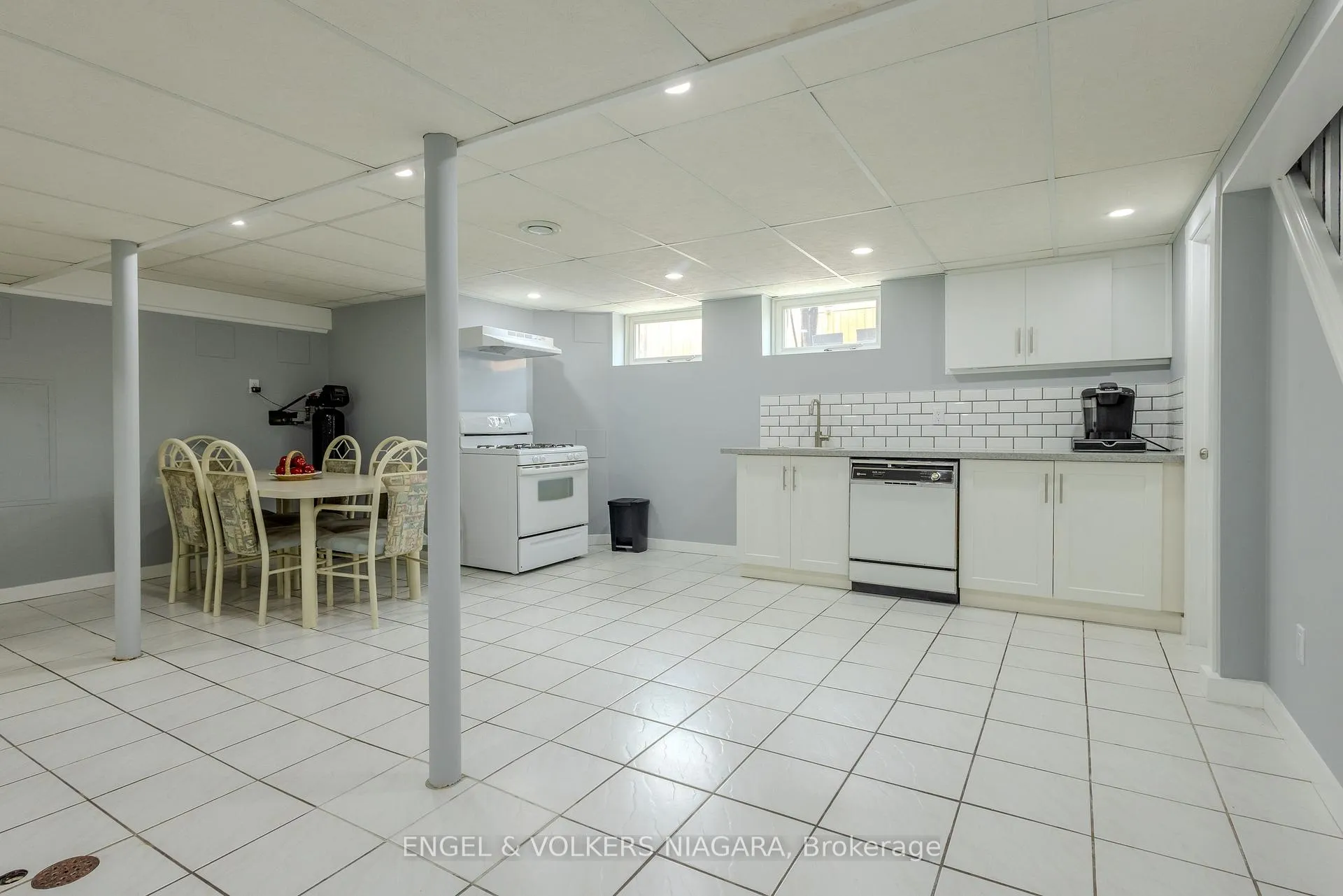 Photo 32 of 3560 Rapidsview Drive, Niagara Falls, Chippawa — HOMEH