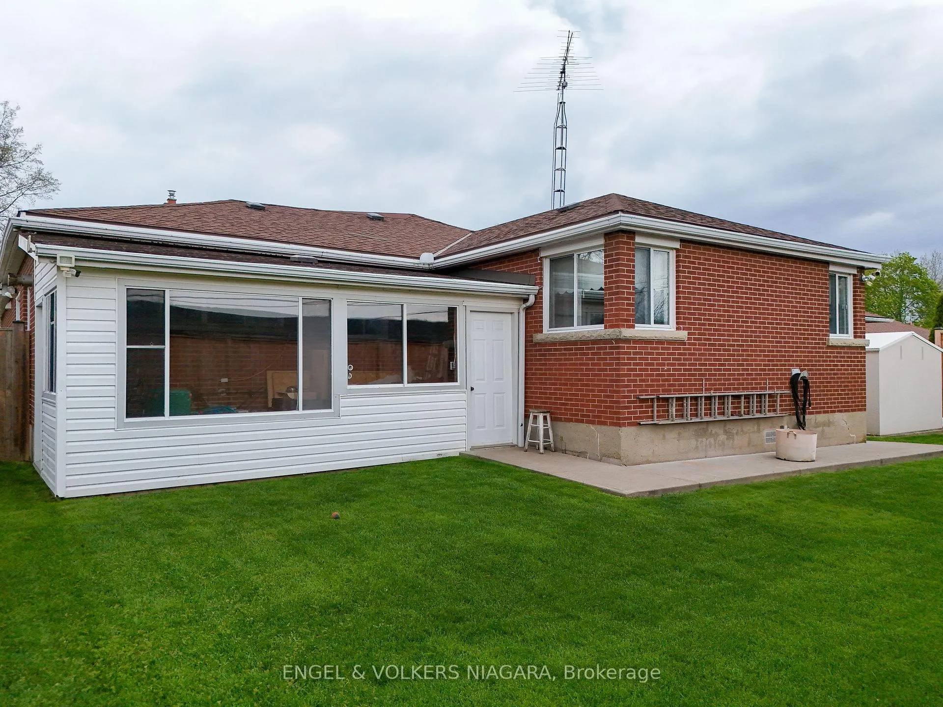 Photo 37 of 3560 Rapidsview Drive, Niagara Falls, Chippawa — HOMEH