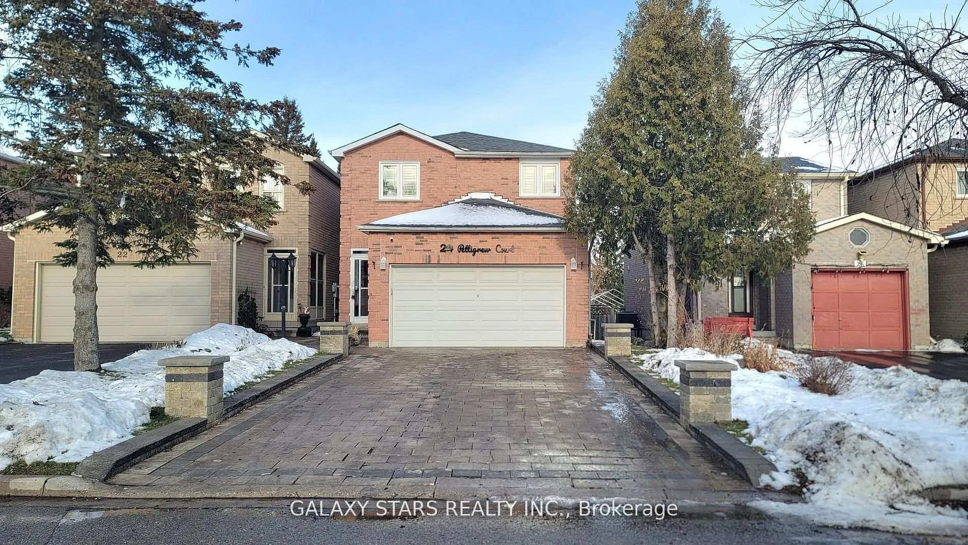 Front of 24 Pettigrew Court