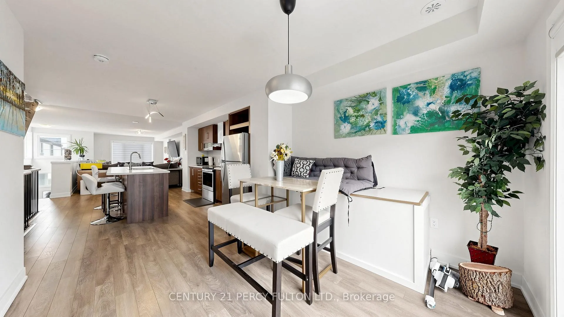 Photo 10 of 71 Donald Fleming Way, Whitby, Pringle Creek — HOMEH