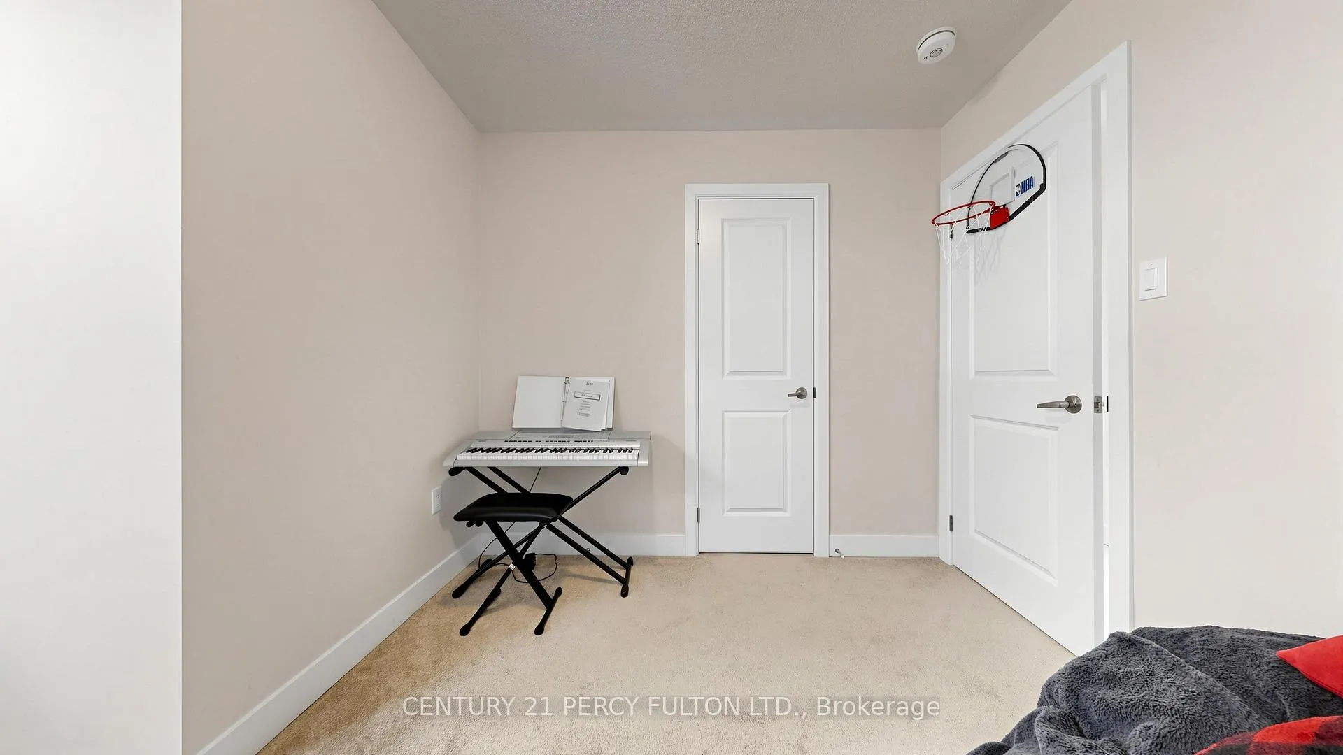 Photo 24 of 71 Donald Fleming Way, Whitby, Pringle Creek — HOMEH