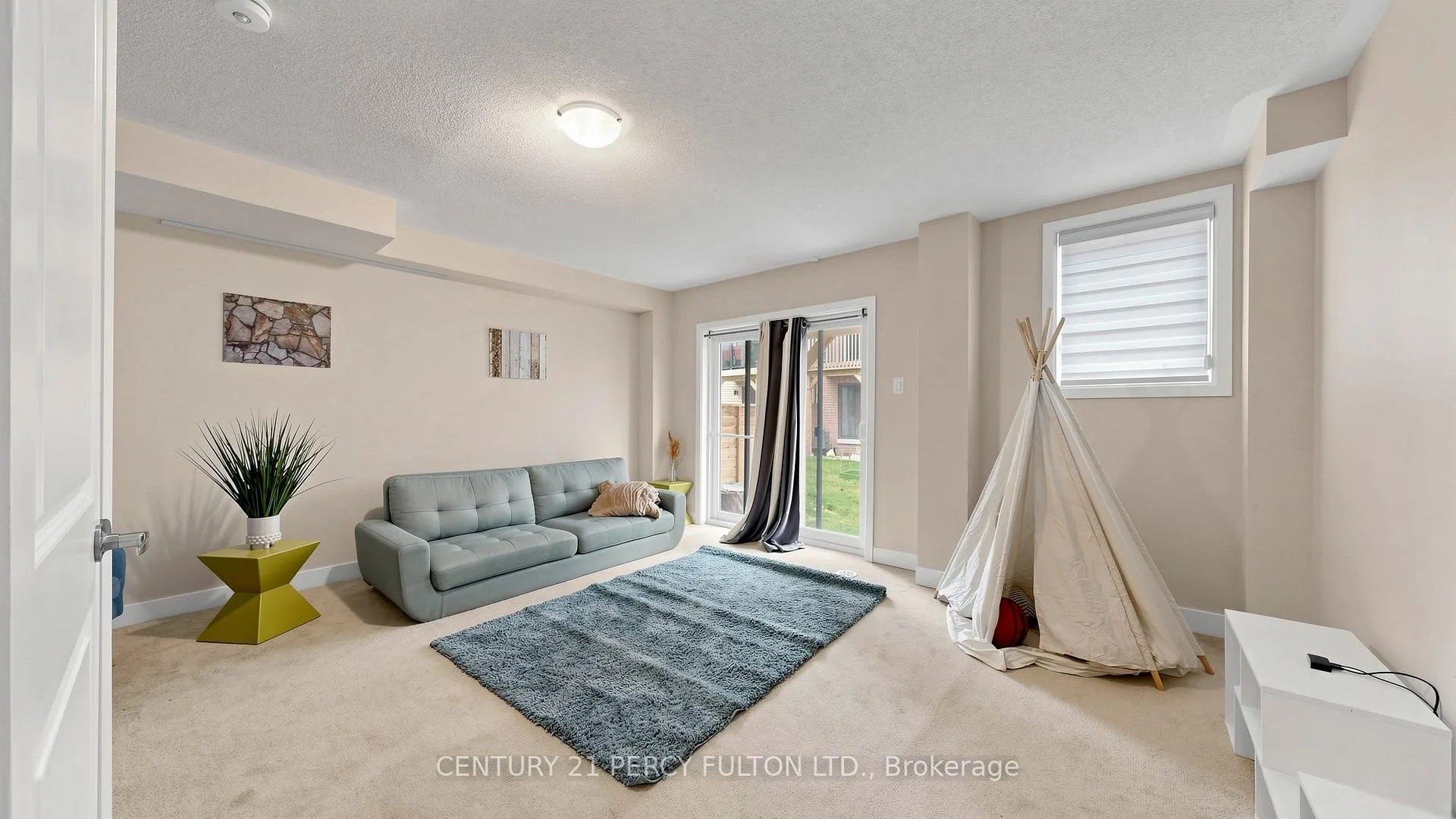 Photo 27 of 71 Donald Fleming Way, Whitby, Pringle Creek — HOMEH