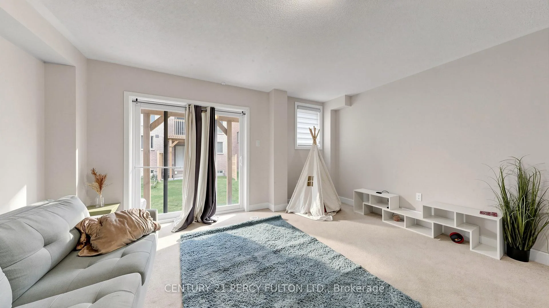 Photo 28 of 71 Donald Fleming Way, Whitby, Pringle Creek — HOMEH