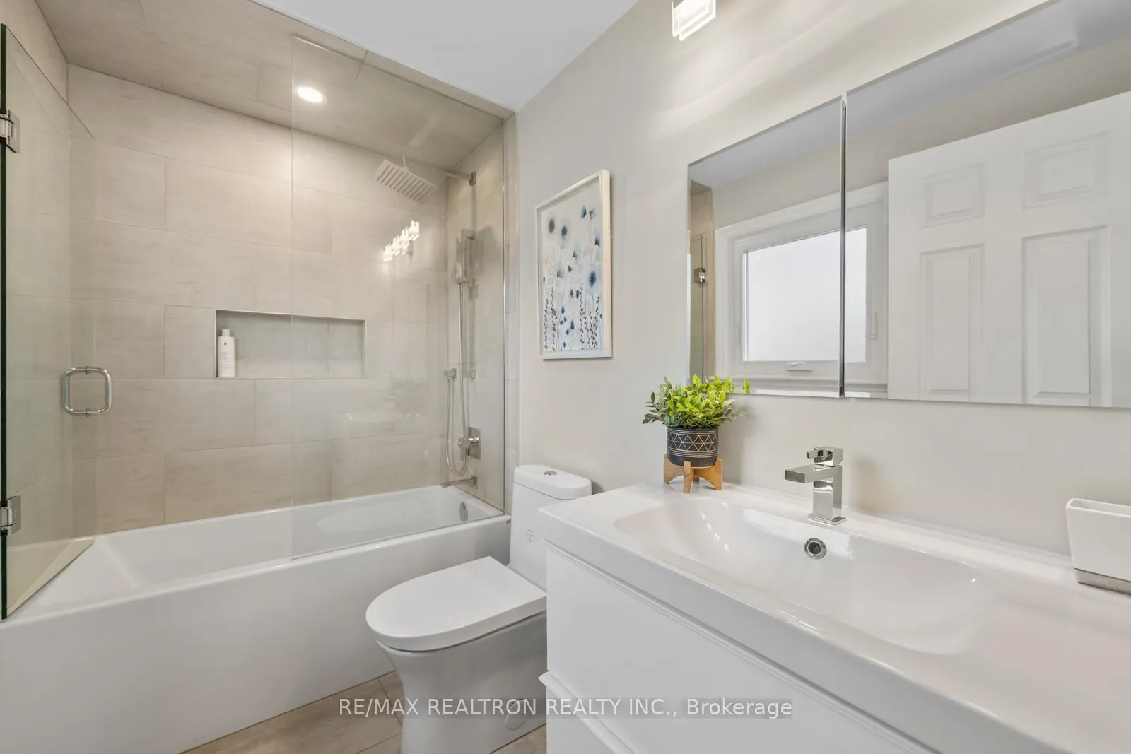 Photo 19 of 9 Whittington Court, Markham, Thornlea — HOMEH