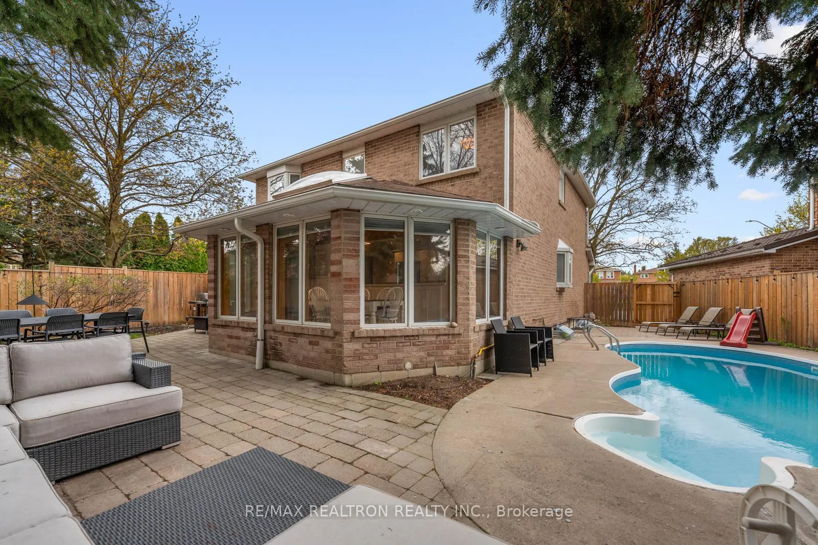 Photo 32 of 9 Whittington Court, Markham, Thornlea — HOMEH