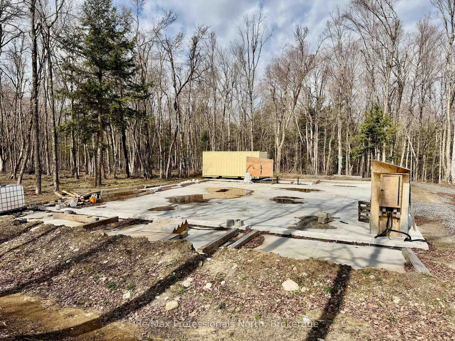 Photo 10 of 2388 Doe Lake Road, Gravenhurst, Ryde — HOMEH