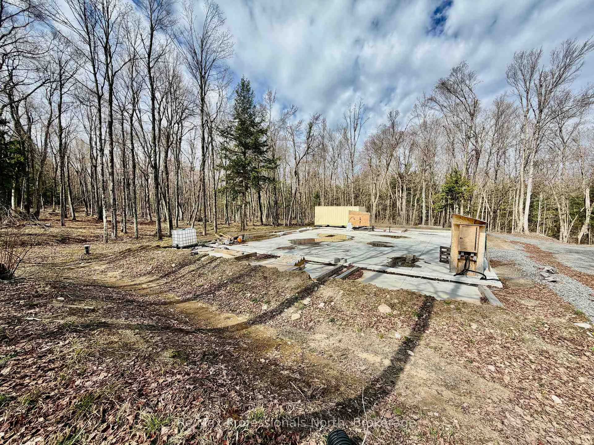 Photo 12 of 2388 Doe Lake Road, Gravenhurst, Ryde — HOMEH